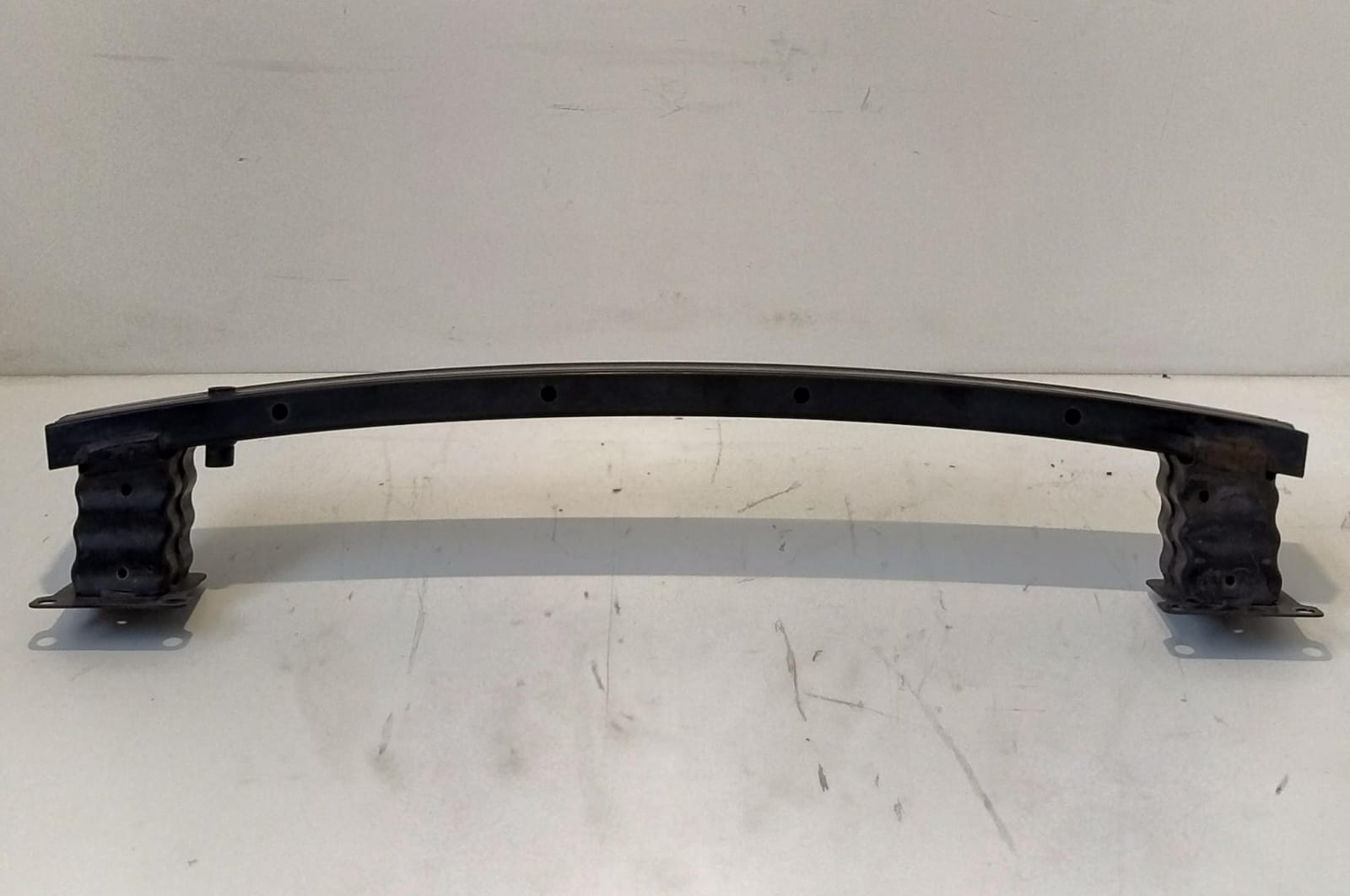 Traversa paraurti ant.