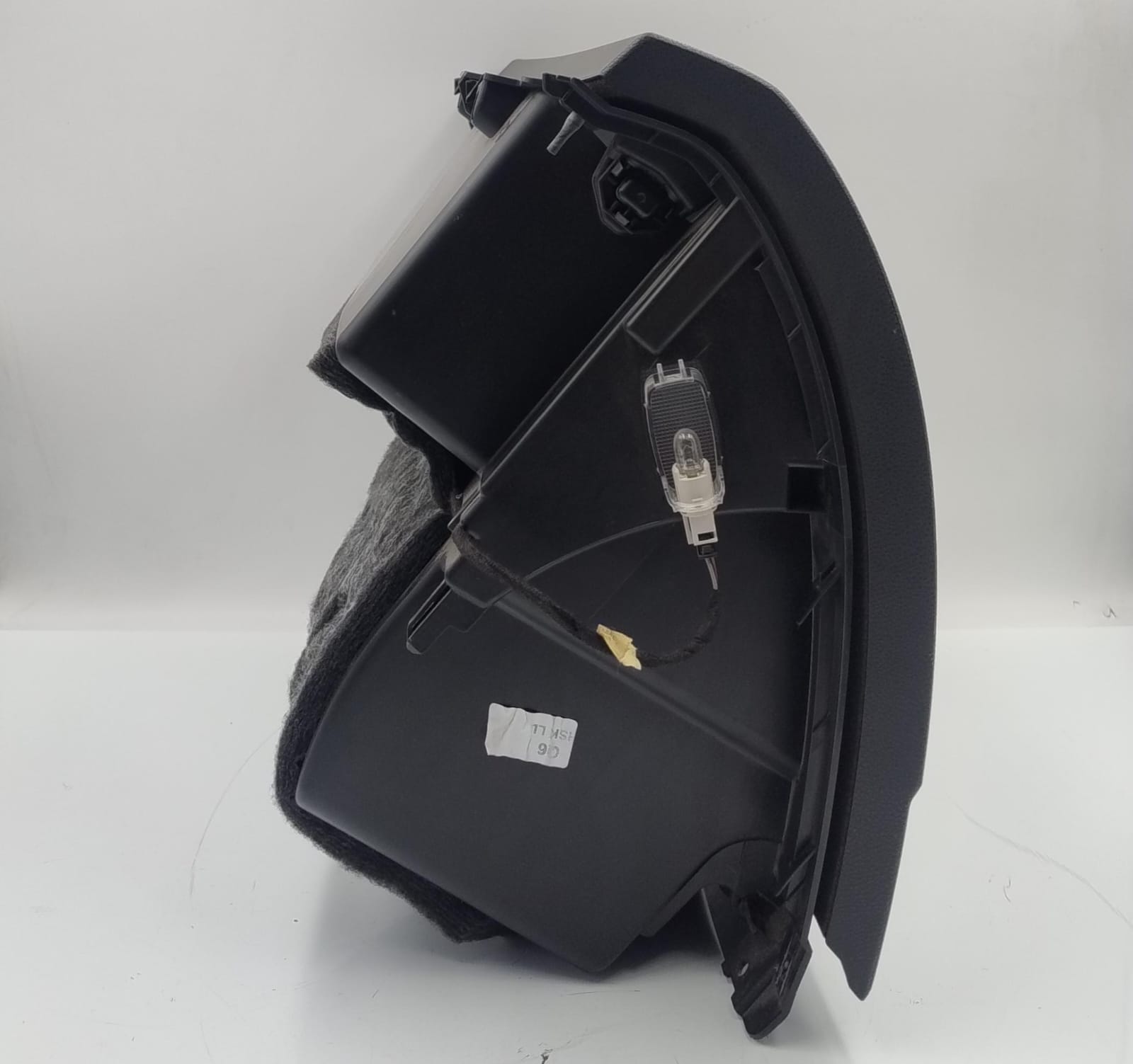 Cassetto vano portaoggetti