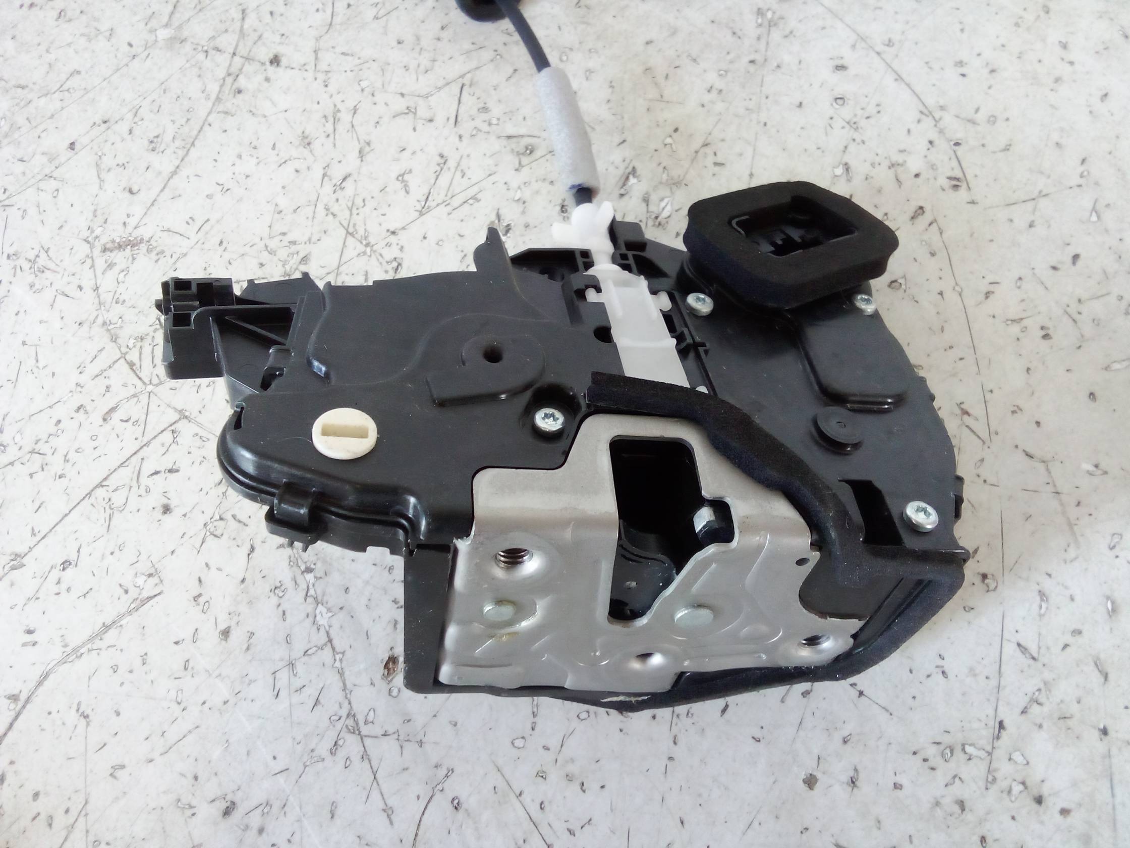 Serratura porta post. dx.