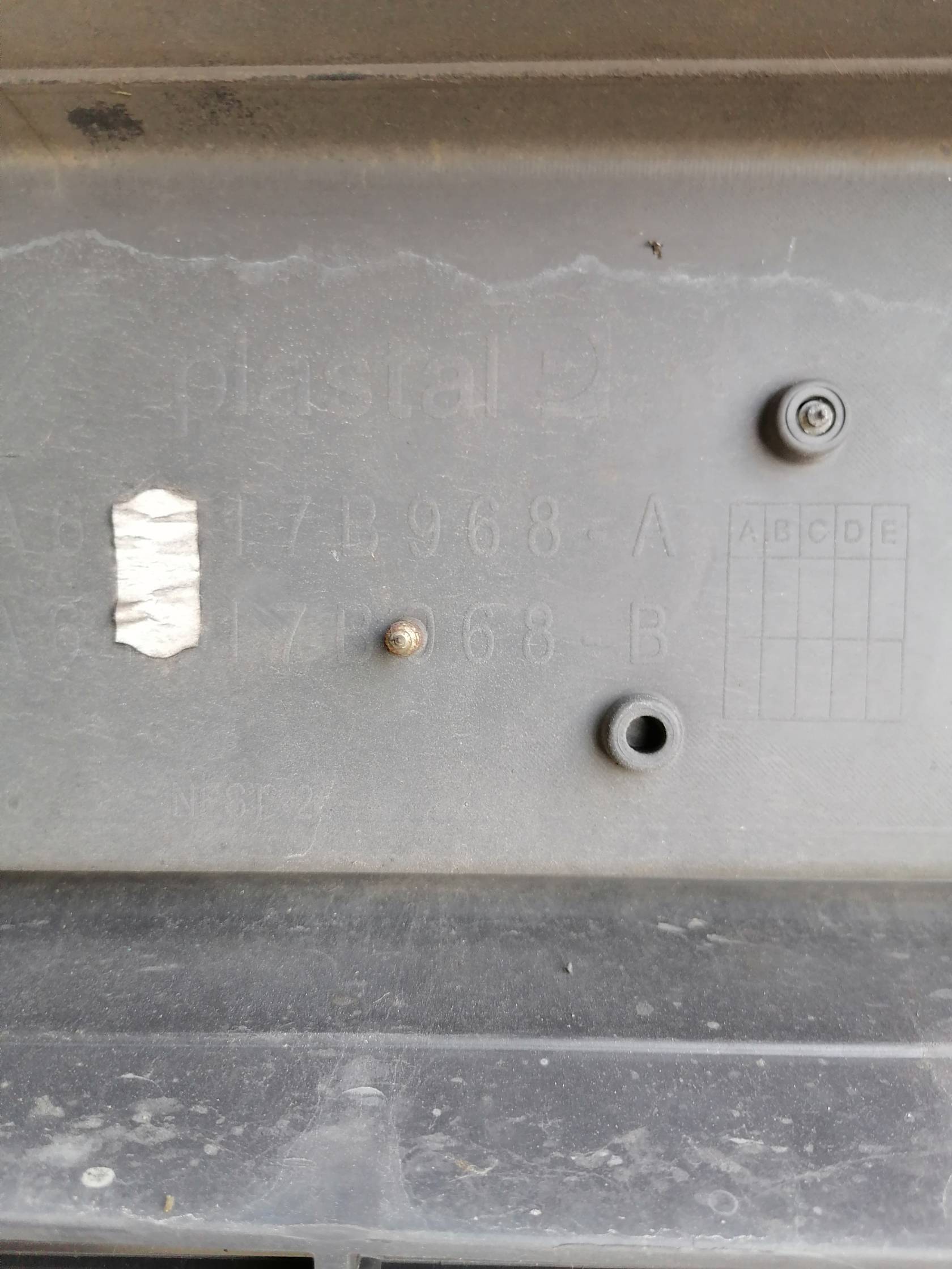 Griglia paraurti ant. Griglia paraurti ant.