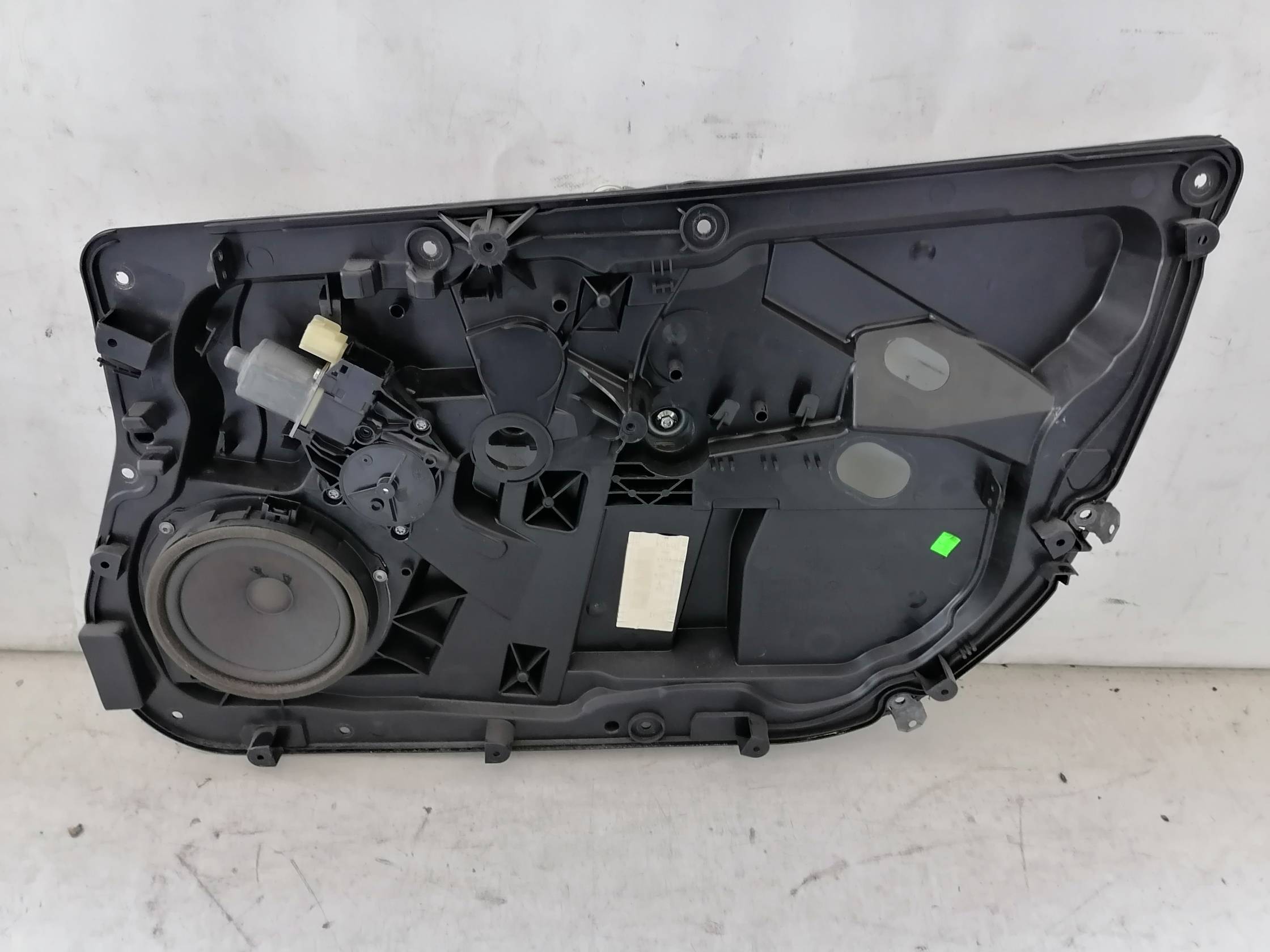 Alzacristallo elettr. porta ant. dx.