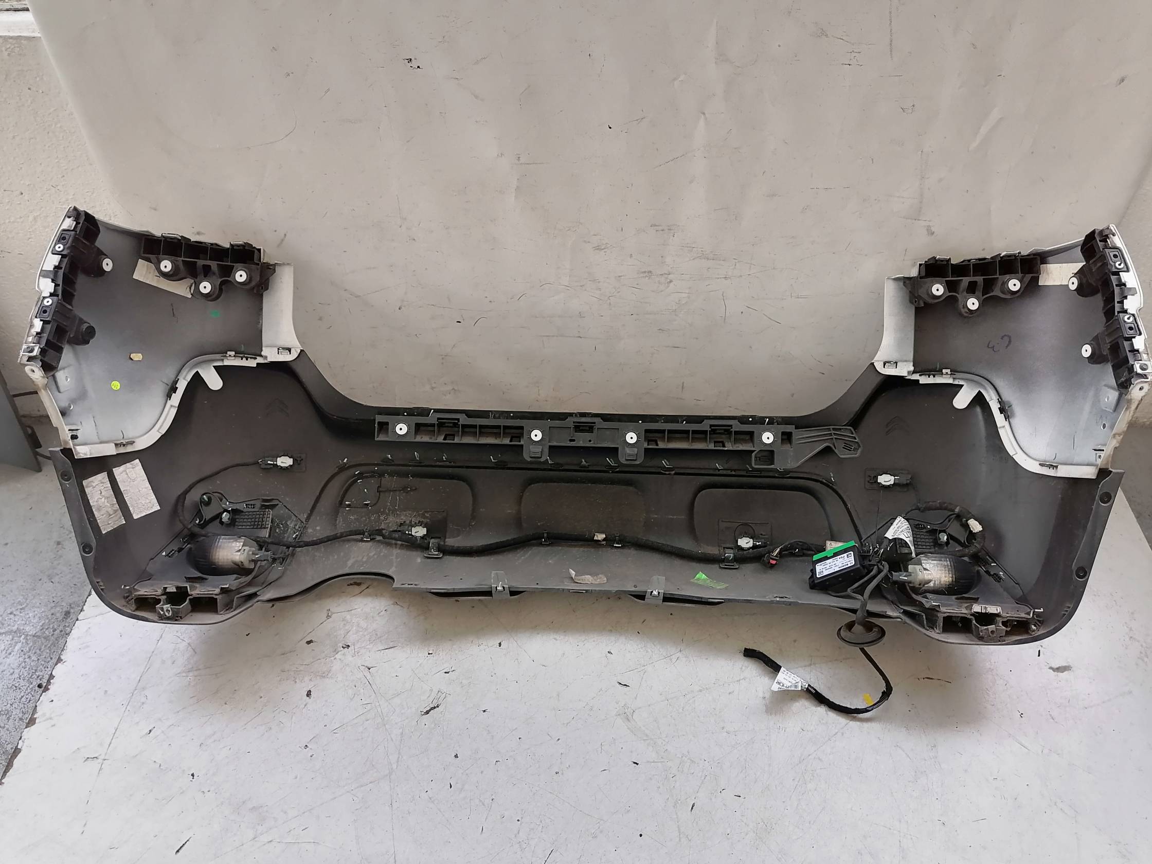 Paraurti post. centr.