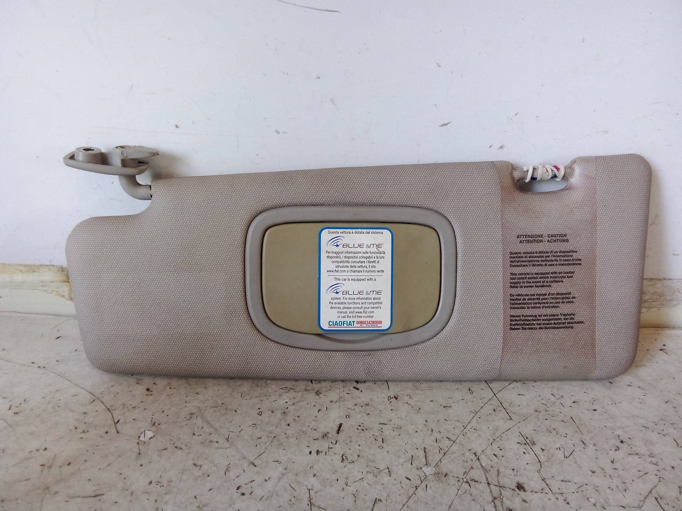 Aletta parasole parabrezza sx.