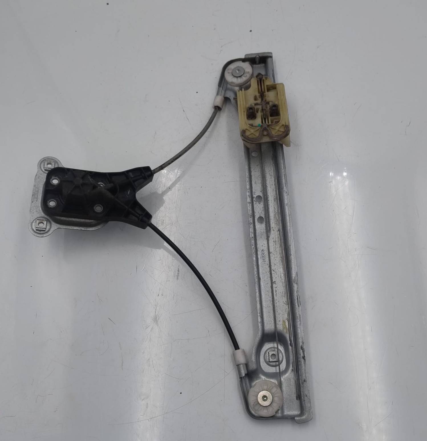 Alzacristallo manuale porta post. dx.