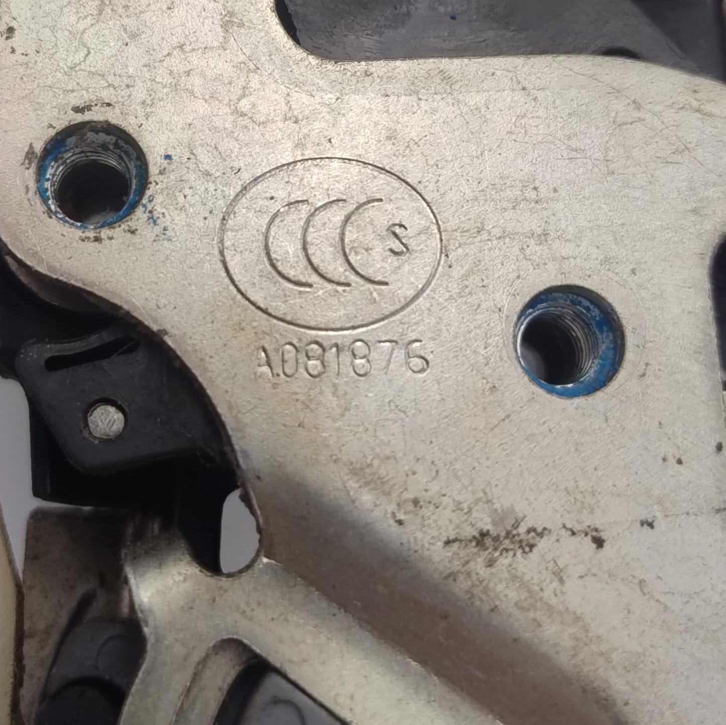 Serratura porta ant. sx.