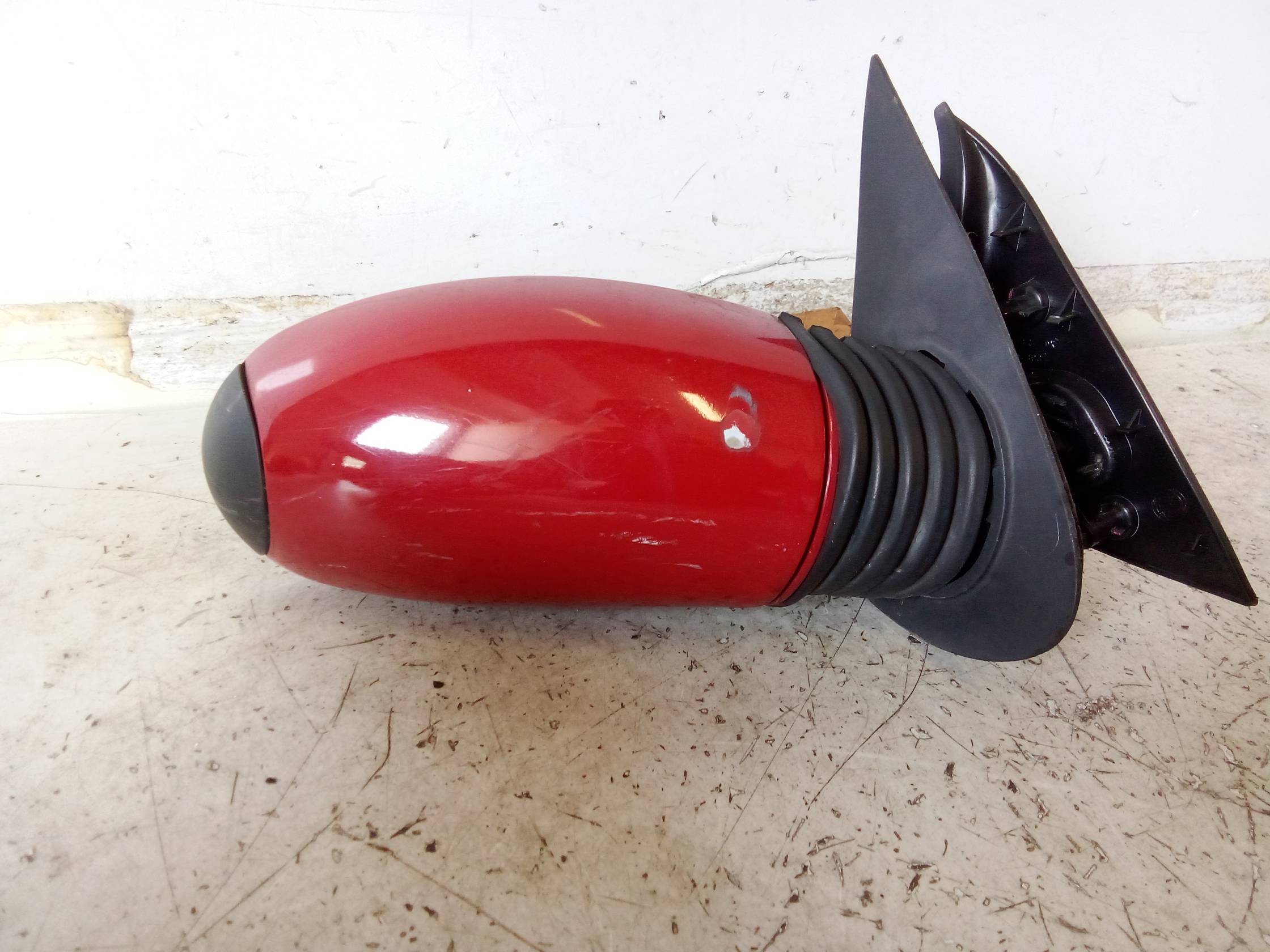 Retrovisore est. dx.