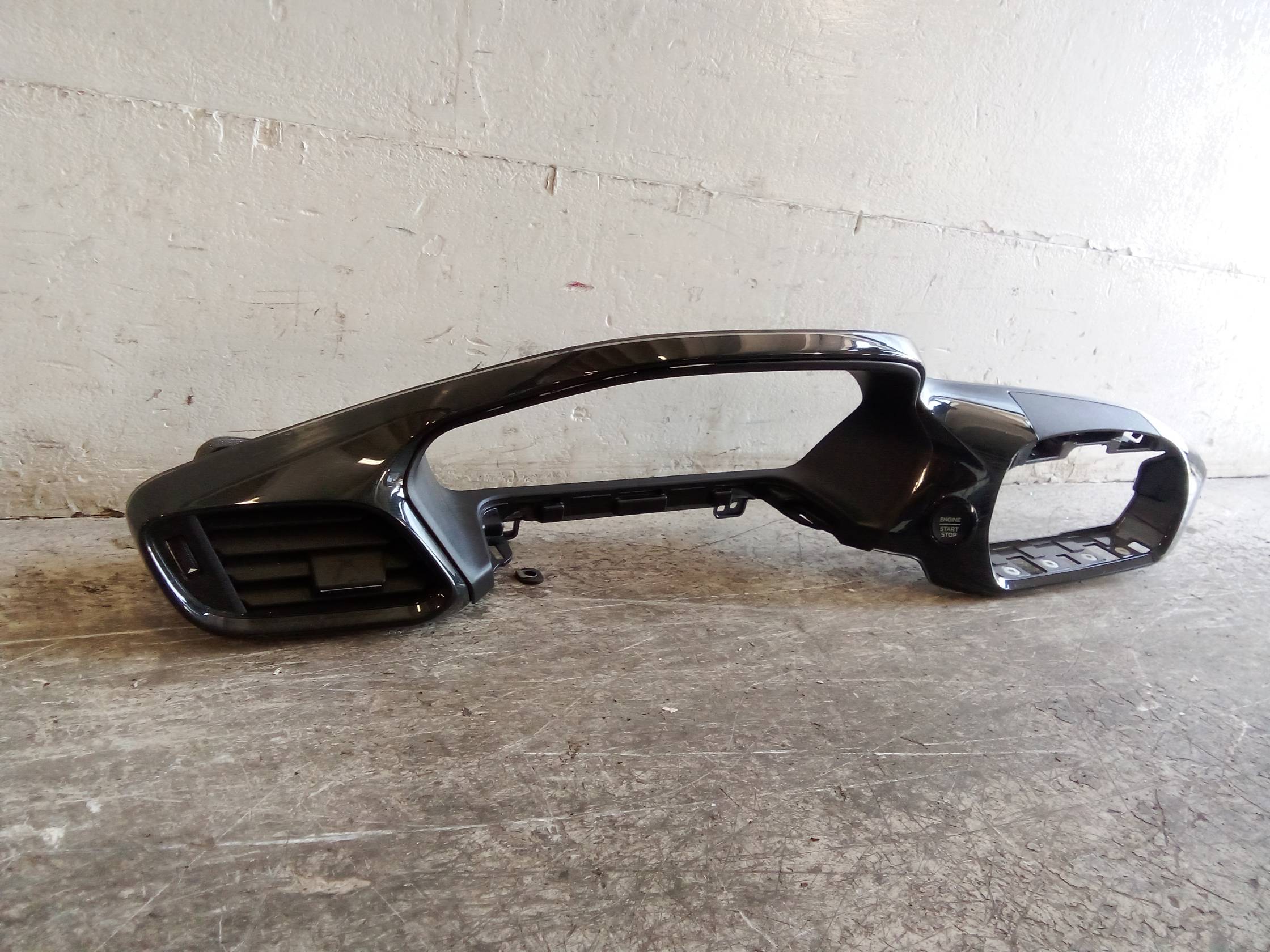 Bocchetta aria sup. lat. cruscotto sx.