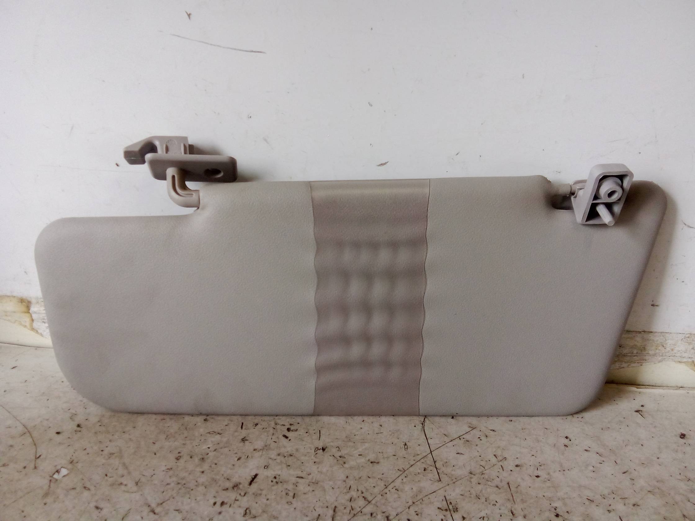 Aletta parasole parabrezza sx.