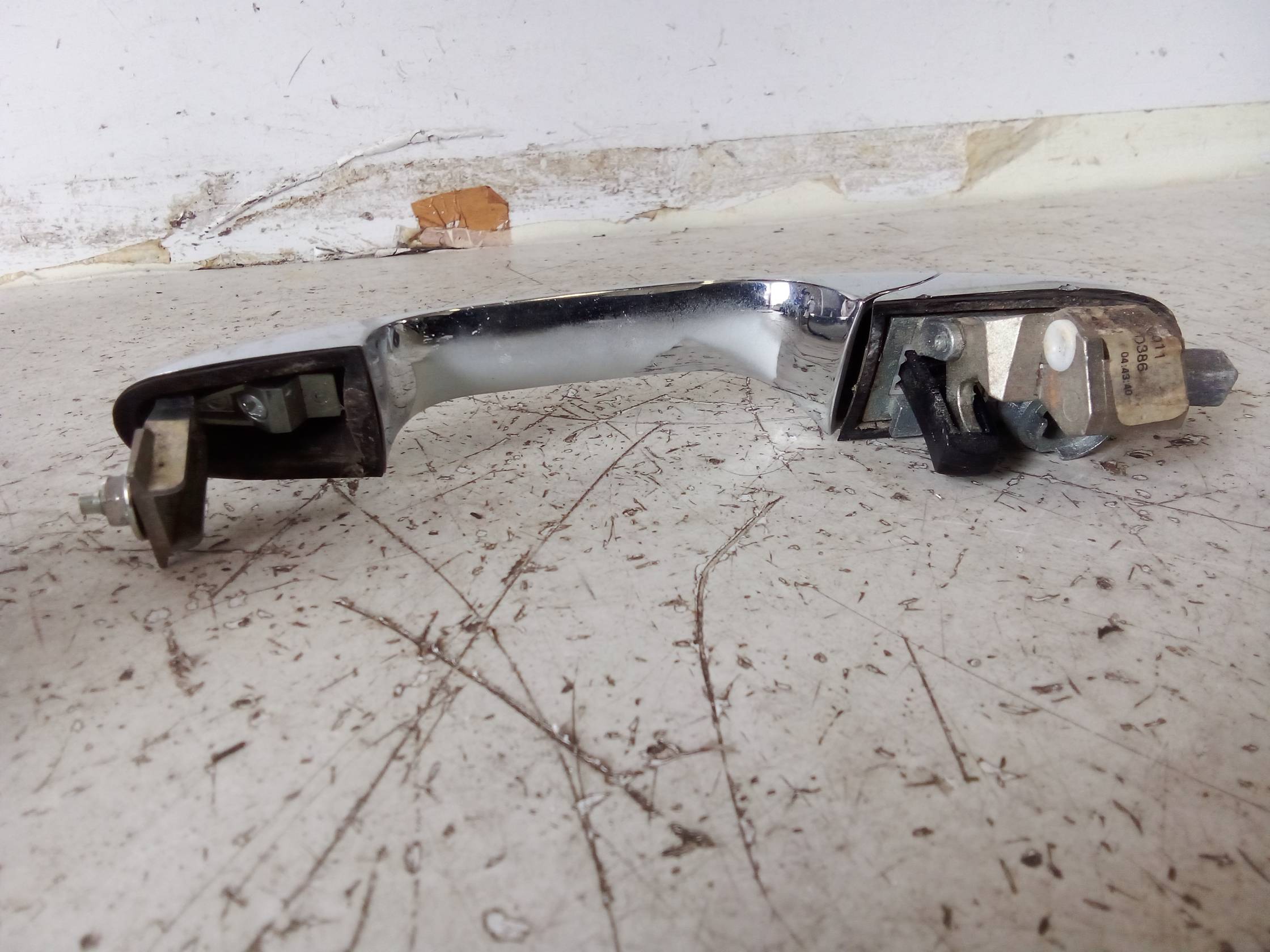 Maniglia porta ant. dx. Maniglia porta ant. dx.