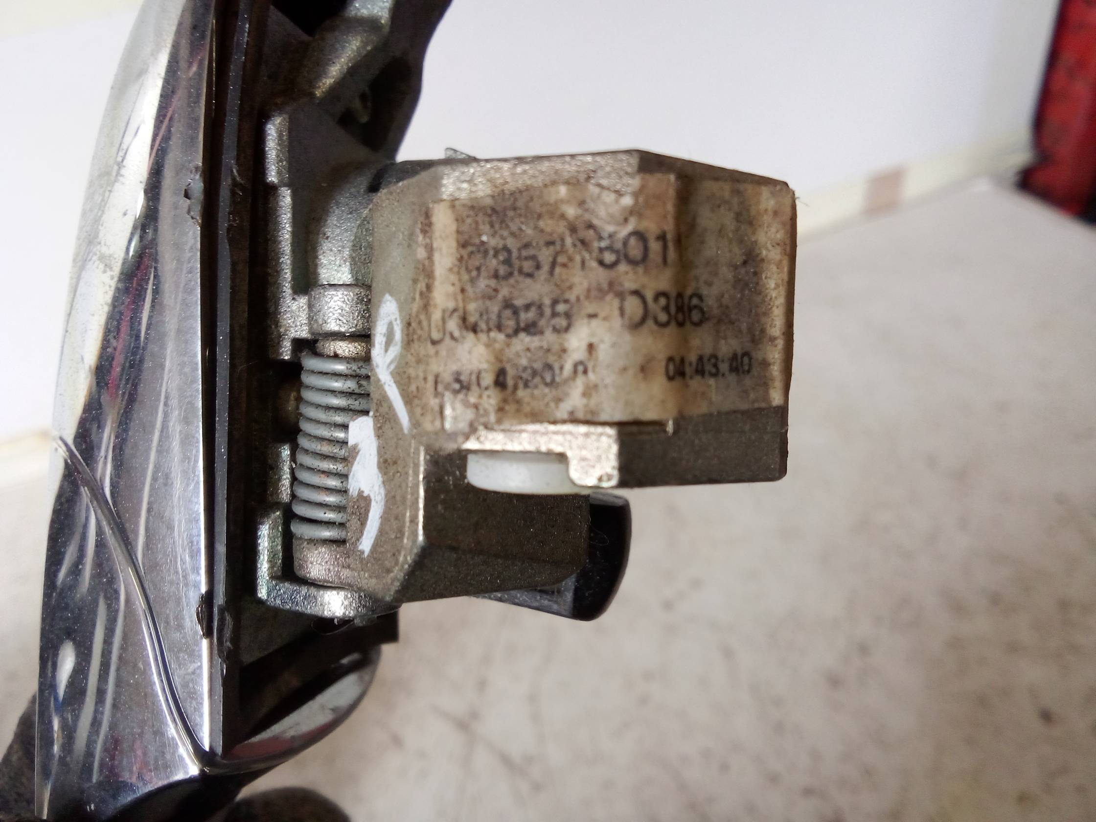 Maniglia porta ant. dx. Maniglia porta ant. dx.