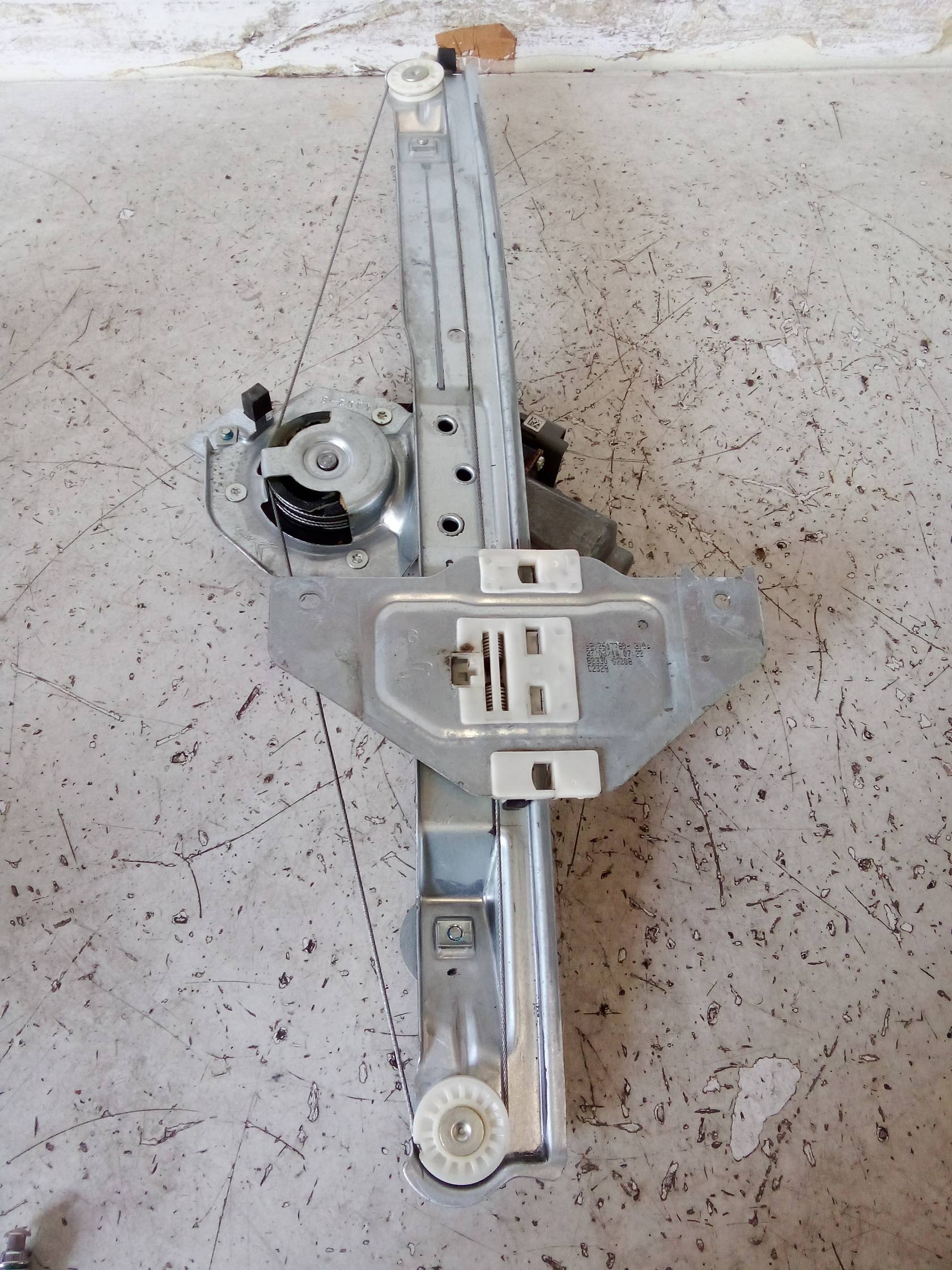 Alzacristallo elettr. porta ant. sx.