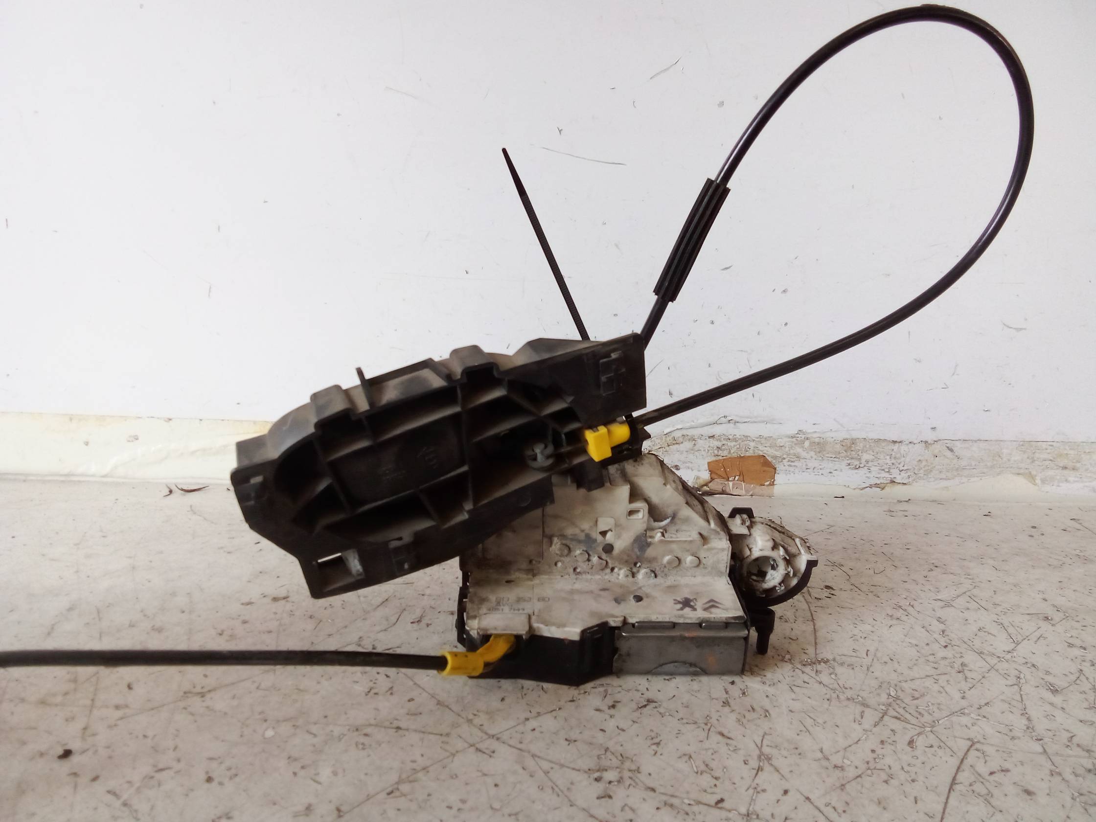 Serratura porta ant. sx.