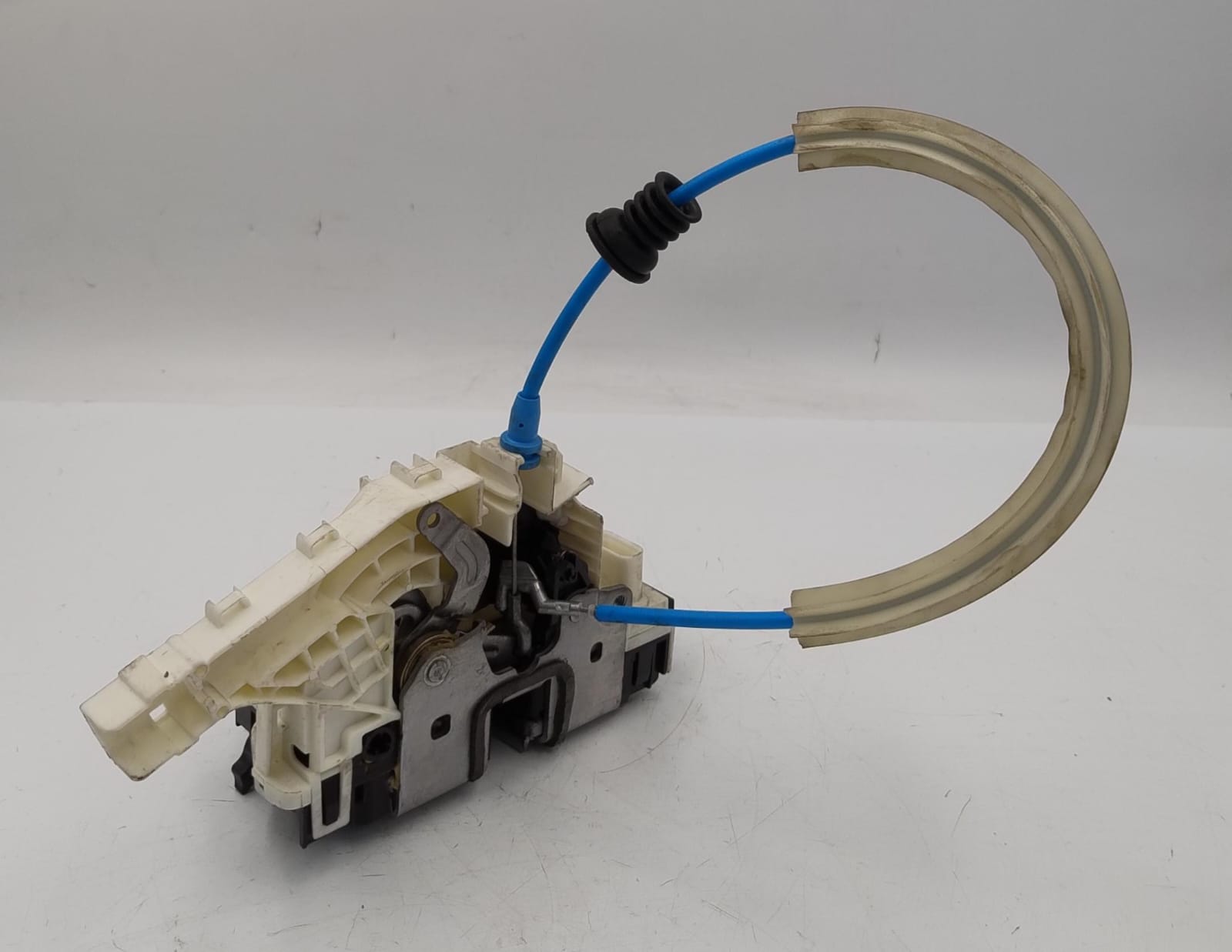 Serratura porta post. dx.