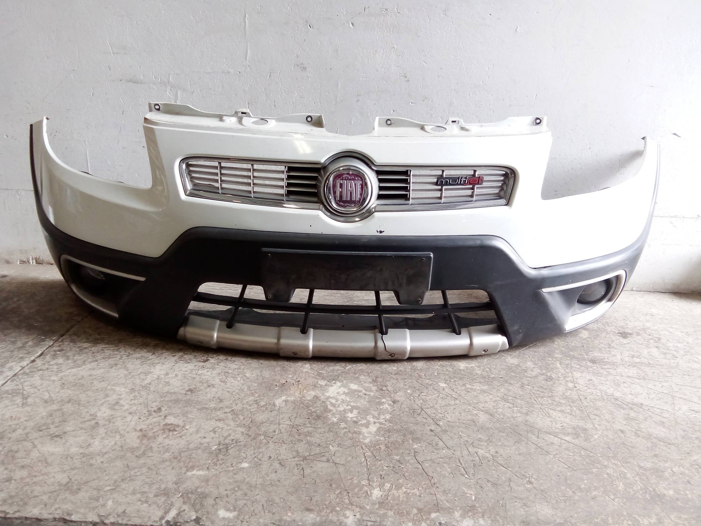 Paraurti ant. parte inf.