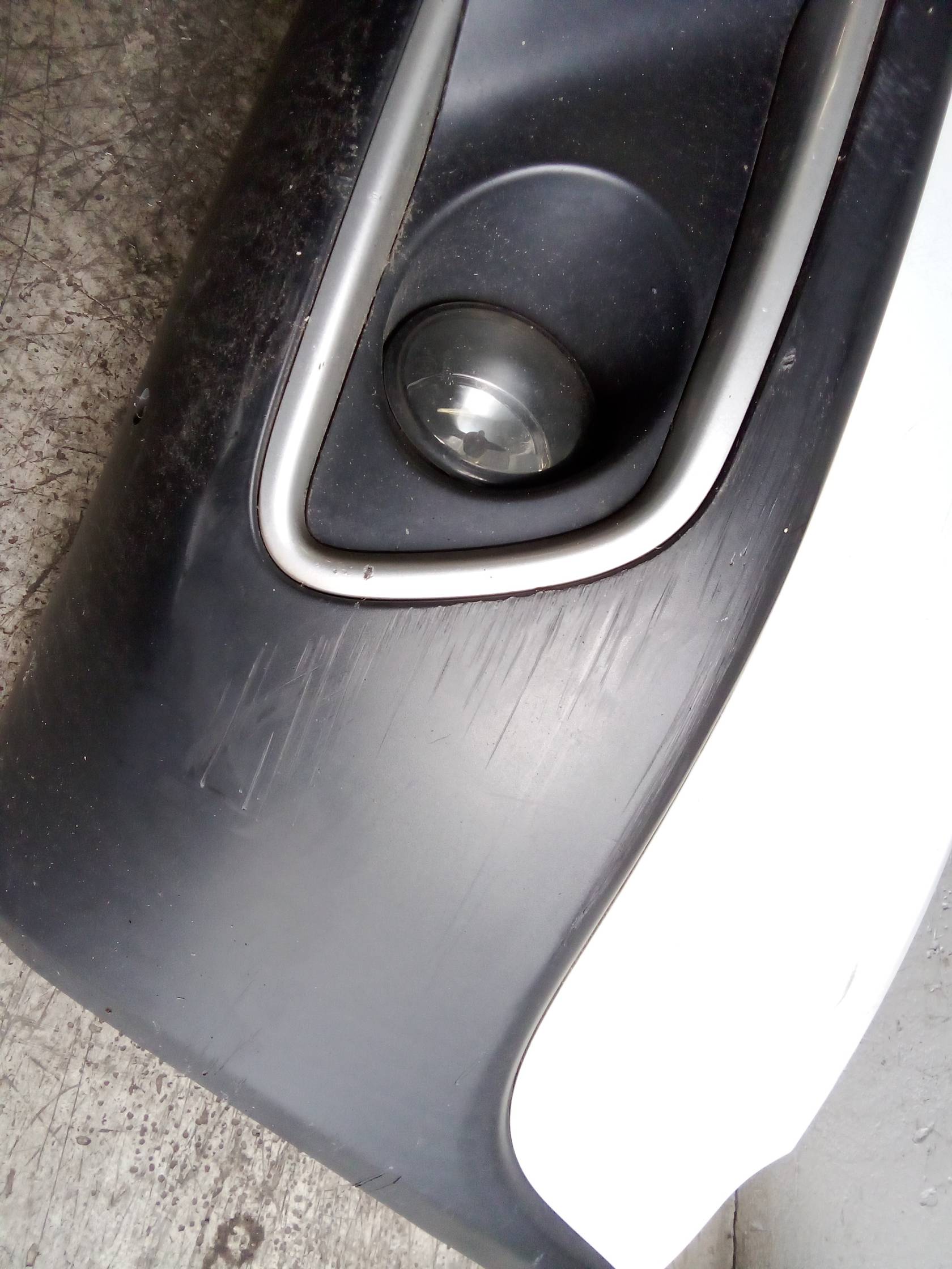 Paraurti ant. parte inf.