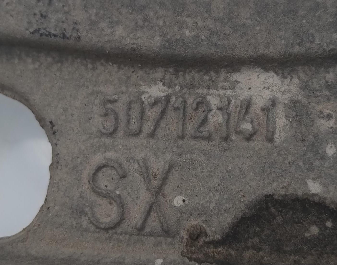 Braccio oscillante sosp. ant. sx.