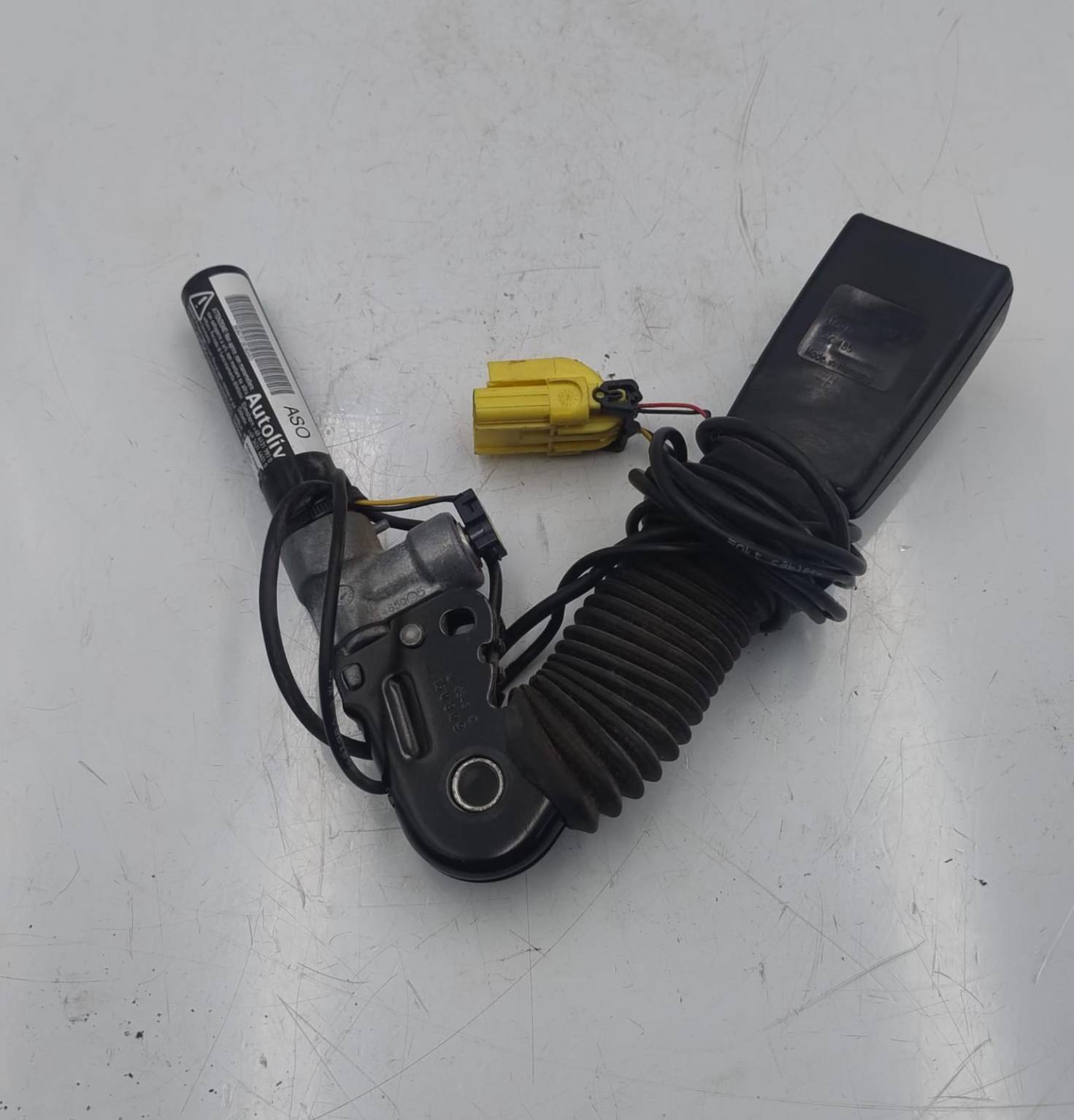 Pretensionatore cinture sicurezza ant. sx.