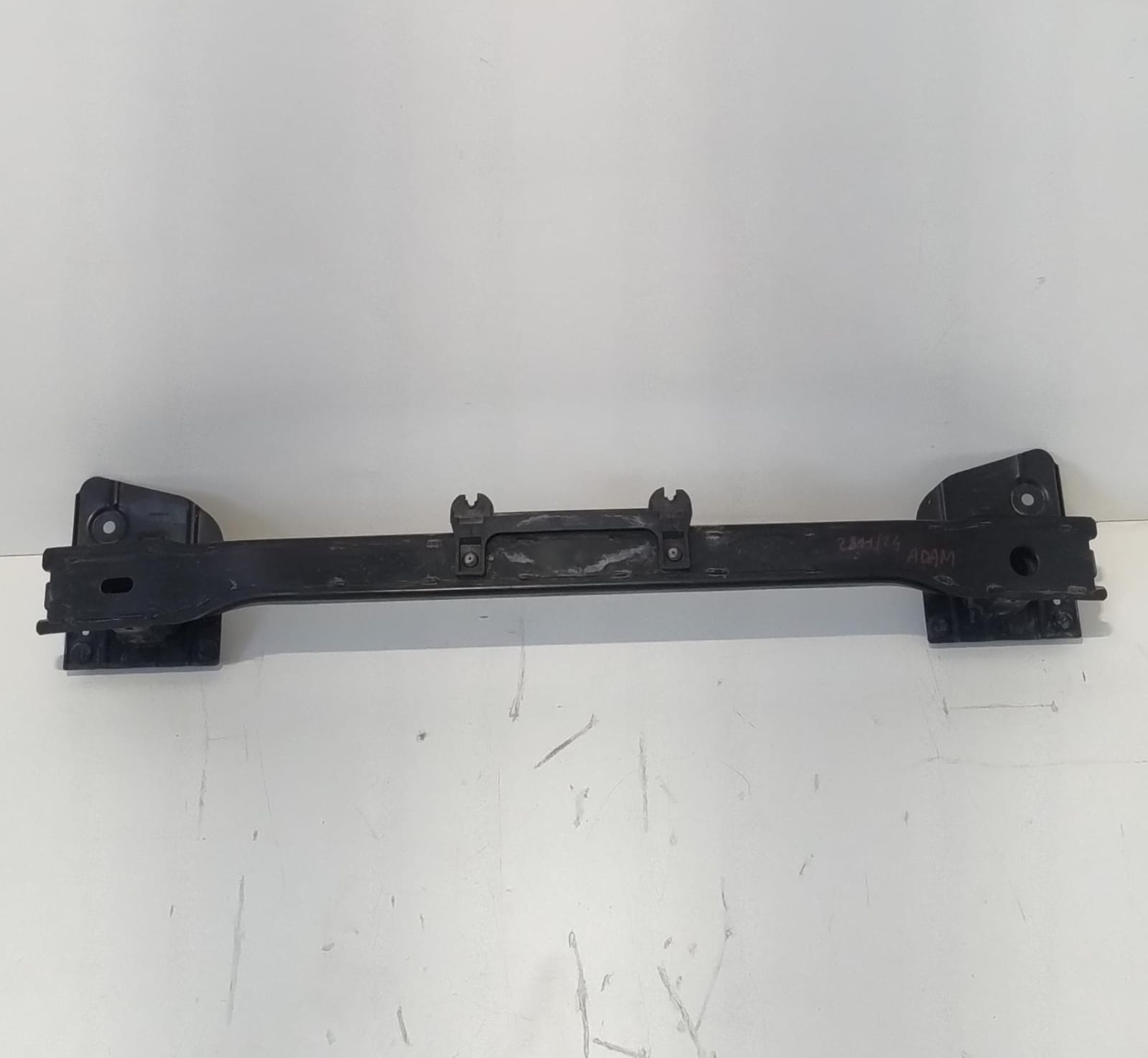 Traversa paraurti post.