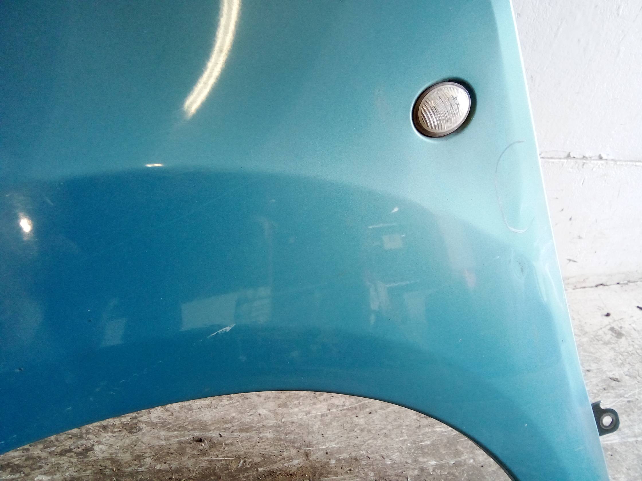 Parafango ant. sx.