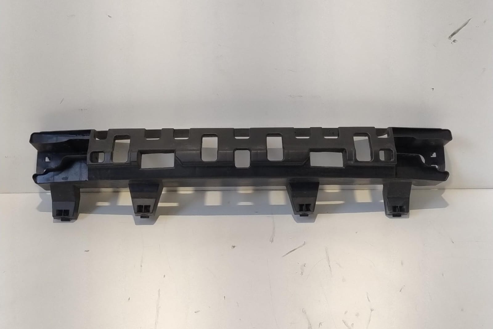 Traversa paraurti post.