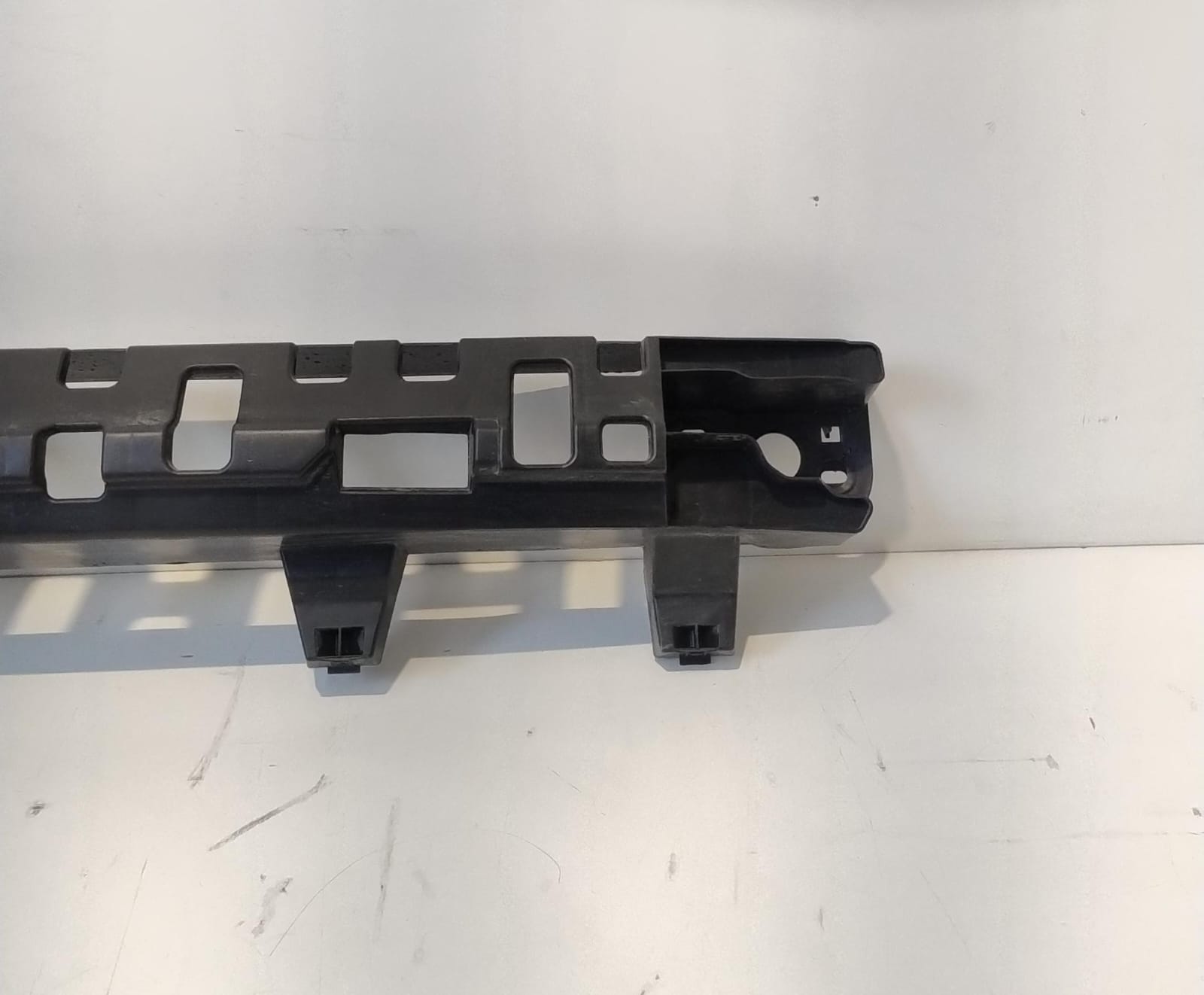 Traversa paraurti post.