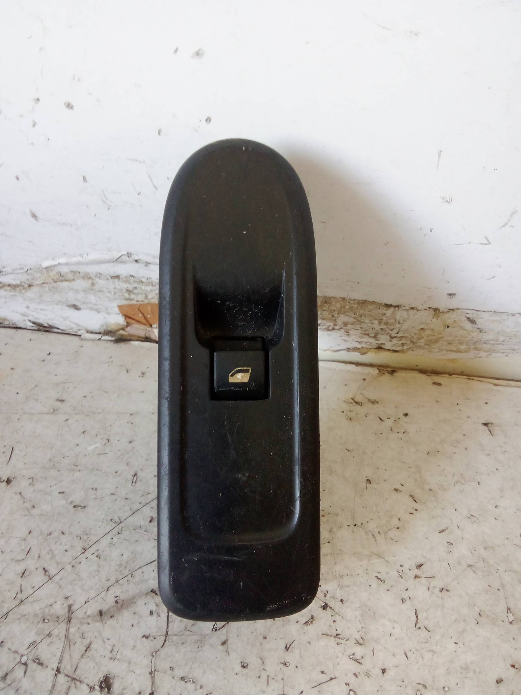 Blocco comandi alzacristalli e retrovisori est.