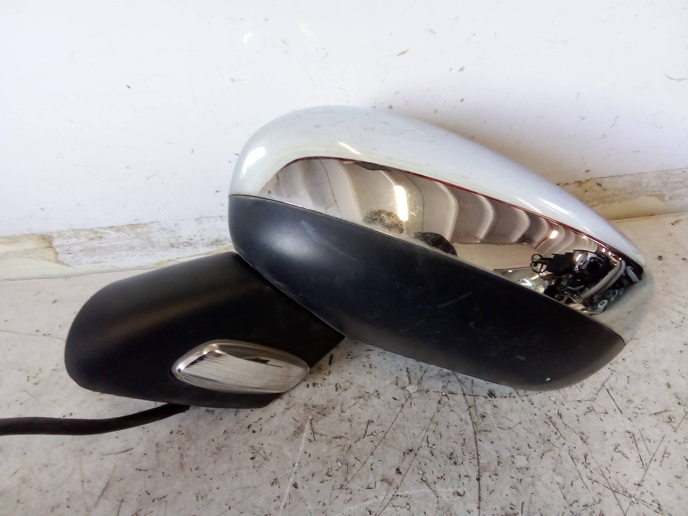 Retrovisore est. regolaz. elettr. sx.