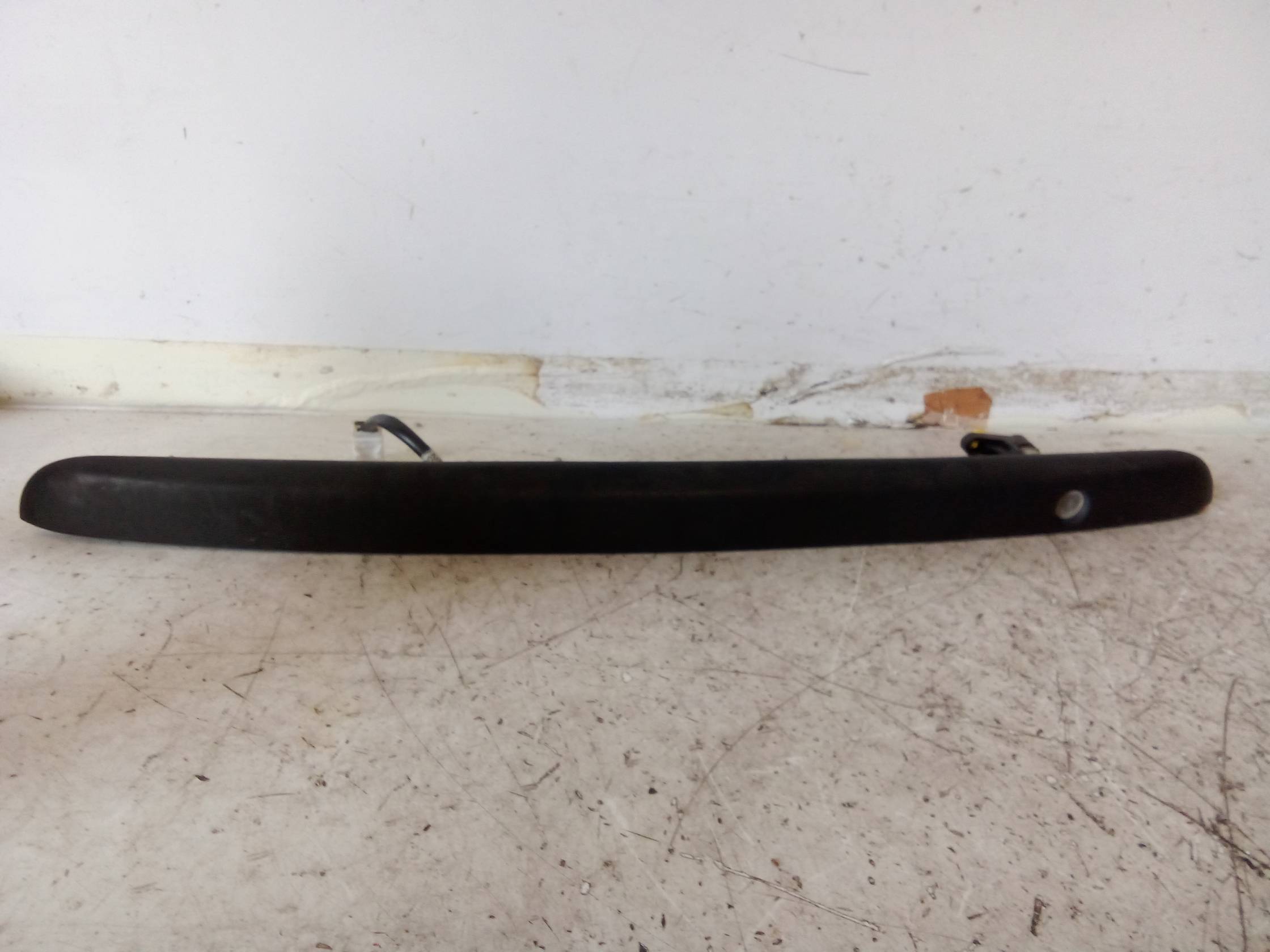 Maniglia portello post. Maniglia portello post.