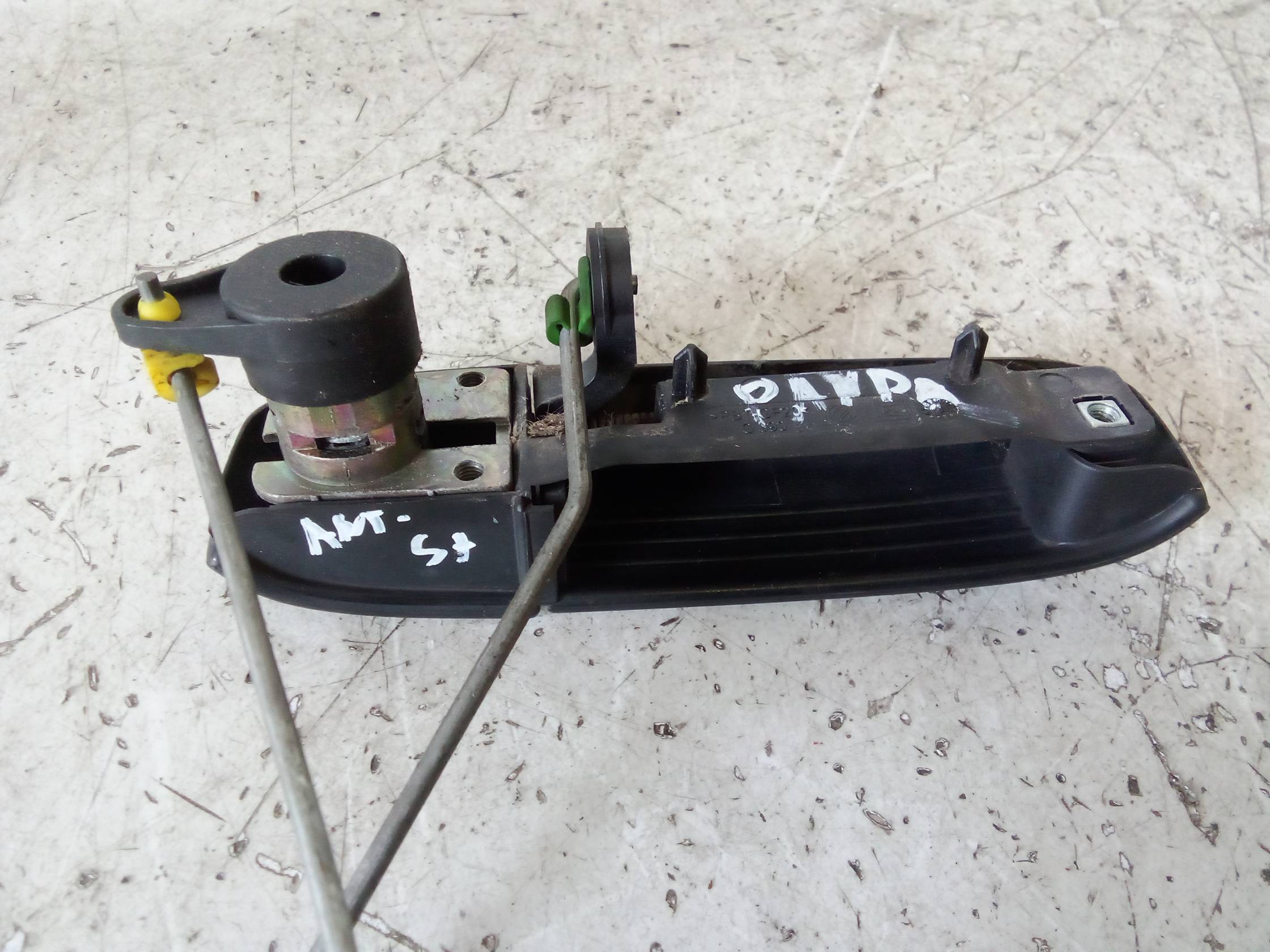 Maniglia porta ant. sx. Maniglia porta ant. sx.