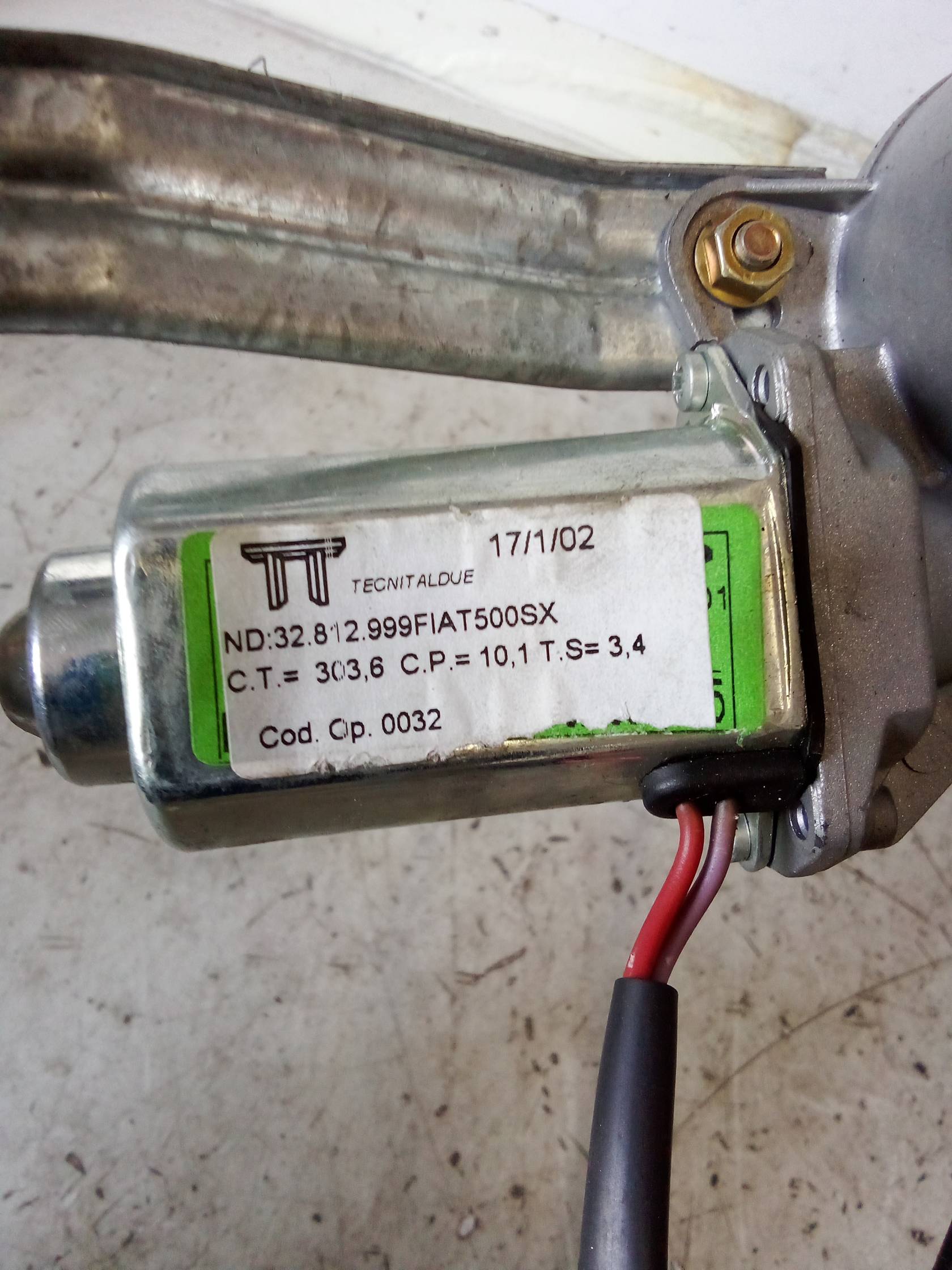 Alzacristallo elettr. porta ant. con motorino sx.