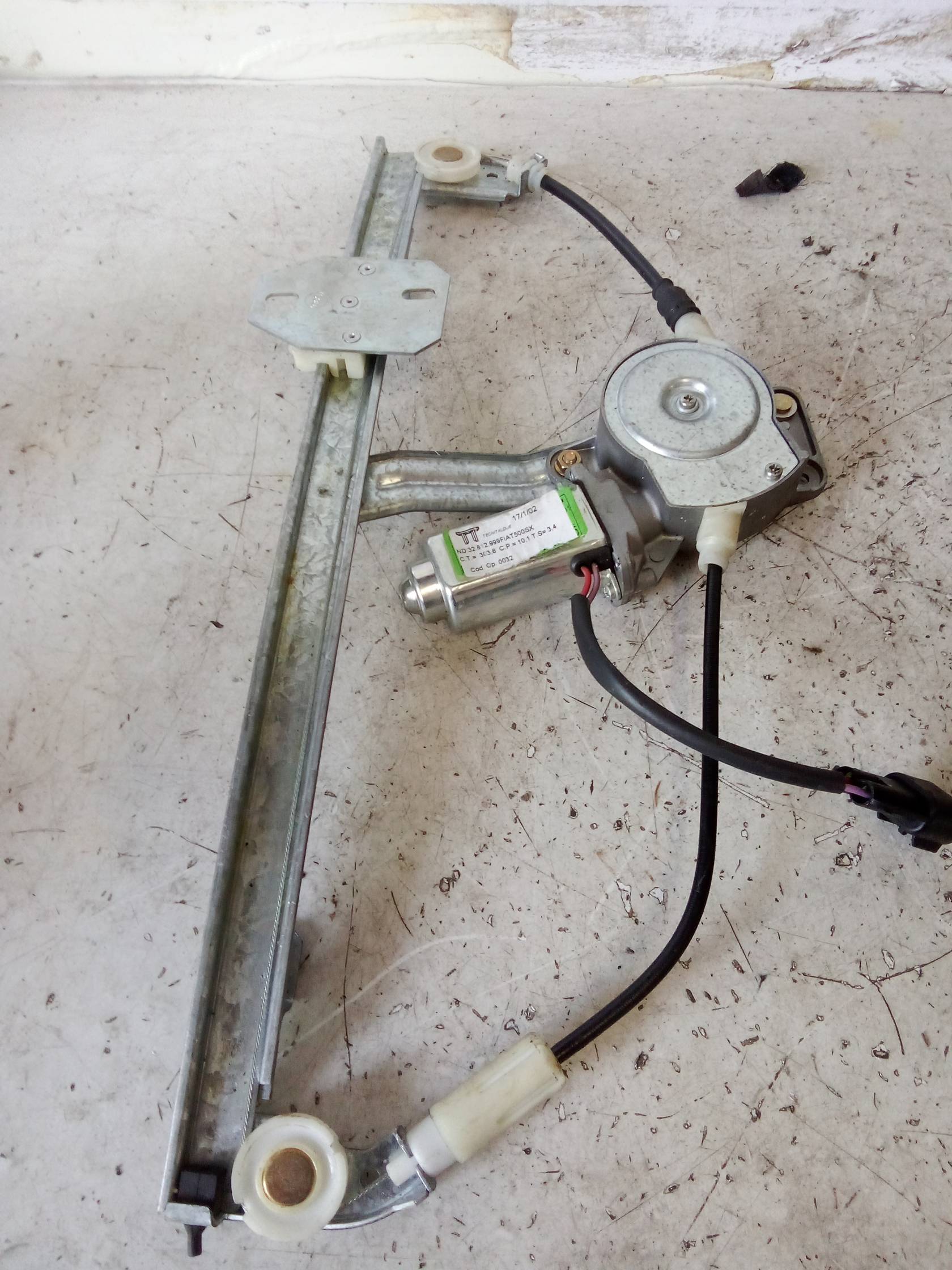 Alzacristallo elettr. porta ant. con motorino sx.