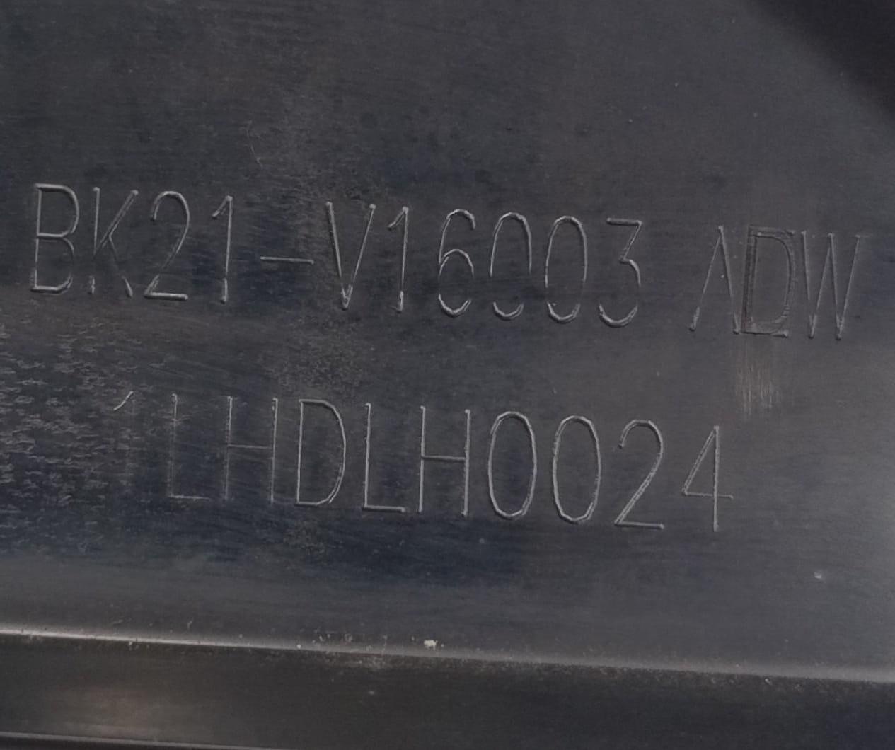 copertura specchietto retrovisore sx. copertura specchietto retrovisore sx.