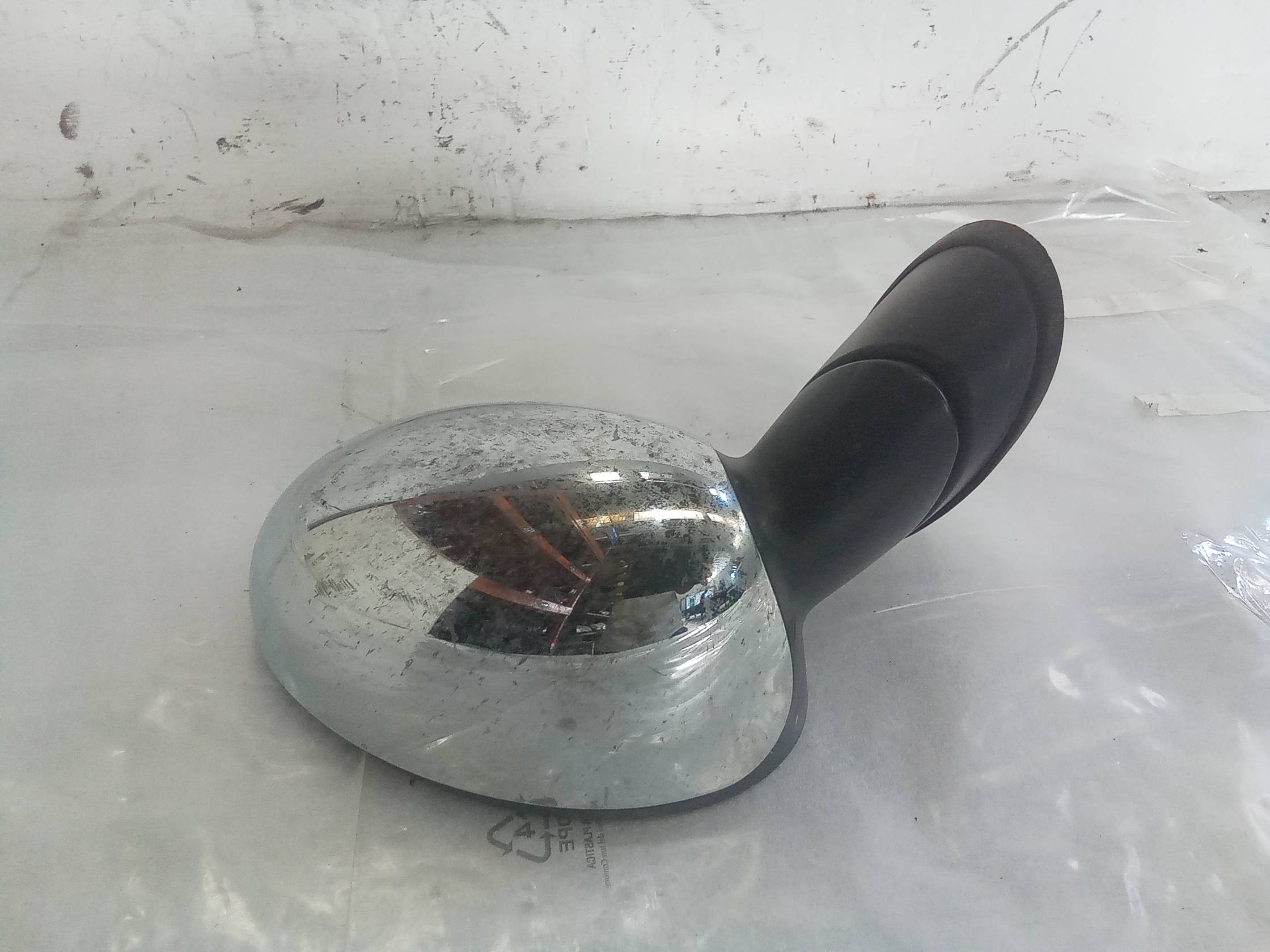 Retrovisore est. regolaz. elettr. sx.