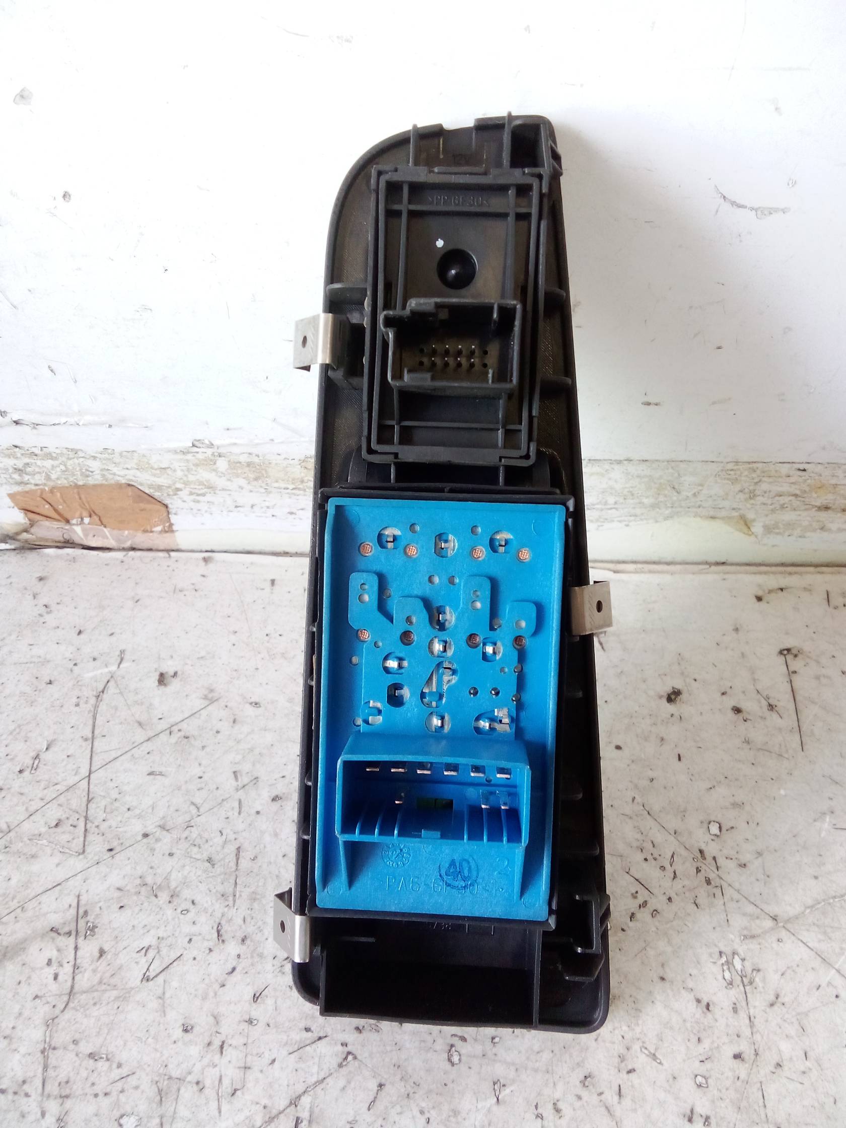 Blocco comandi alzacristalli e retrovisori est. sx.