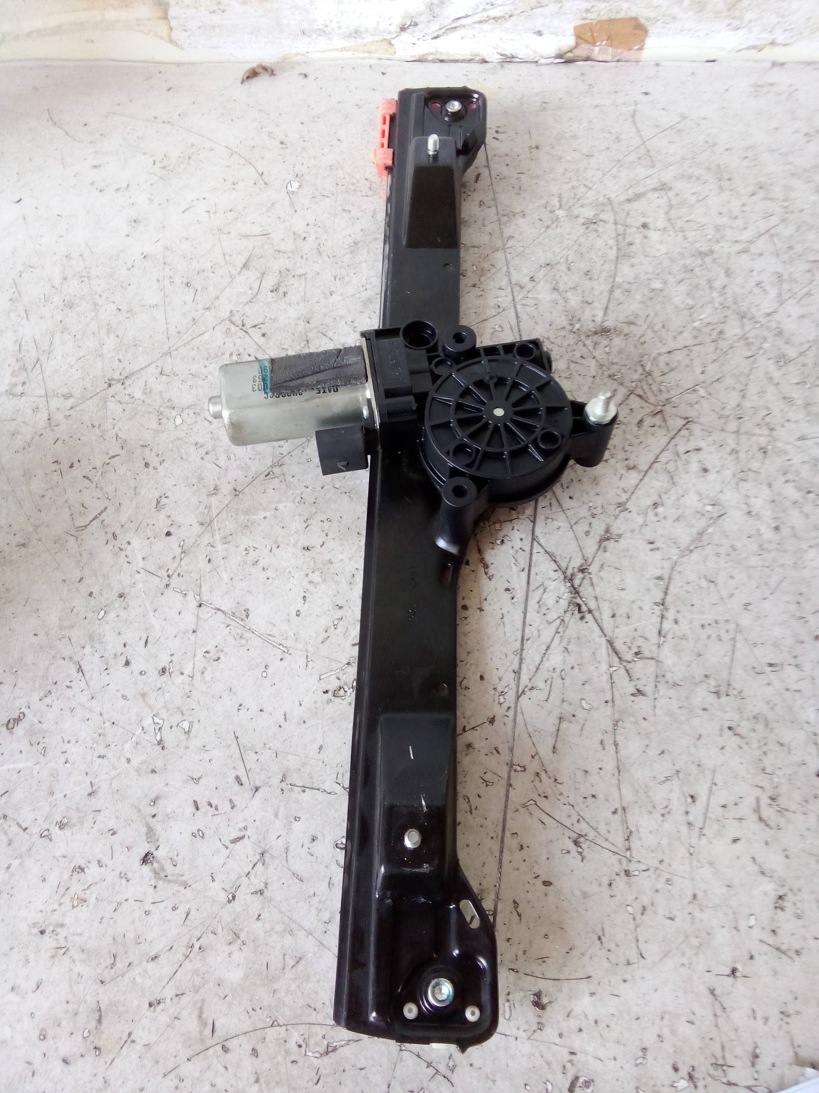 Alzacristallo elettr. porta ant. sx.