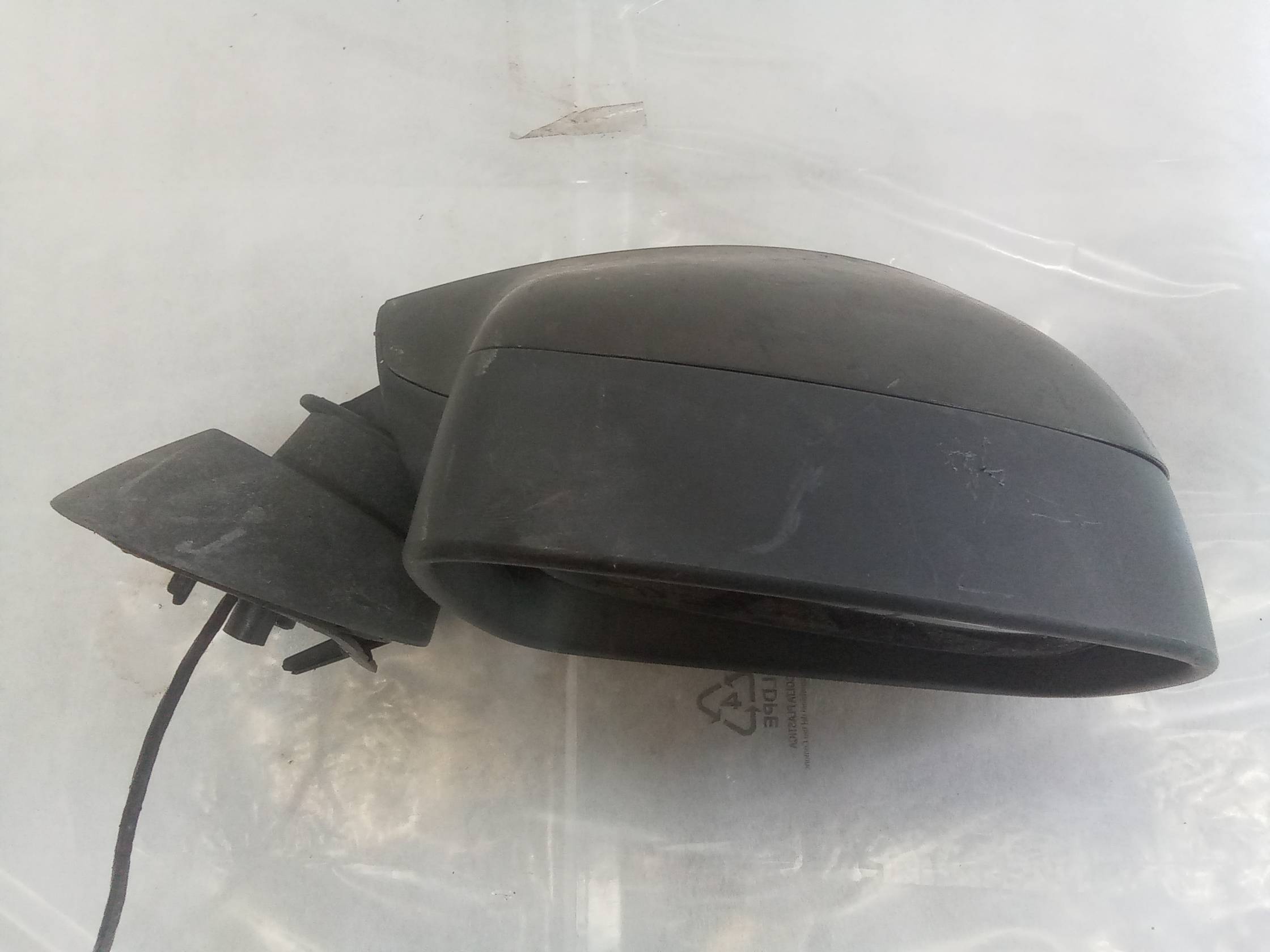 Retrovisore est. dx.