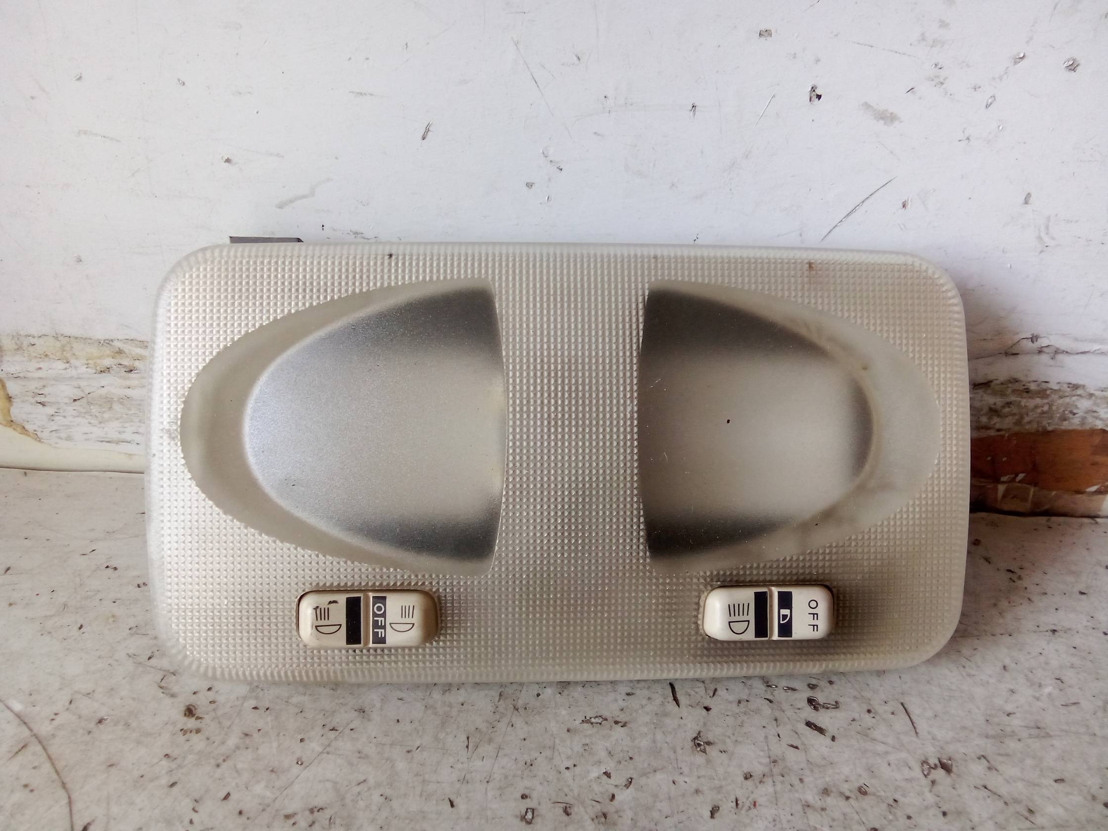 Luce cortesia ant. tetto