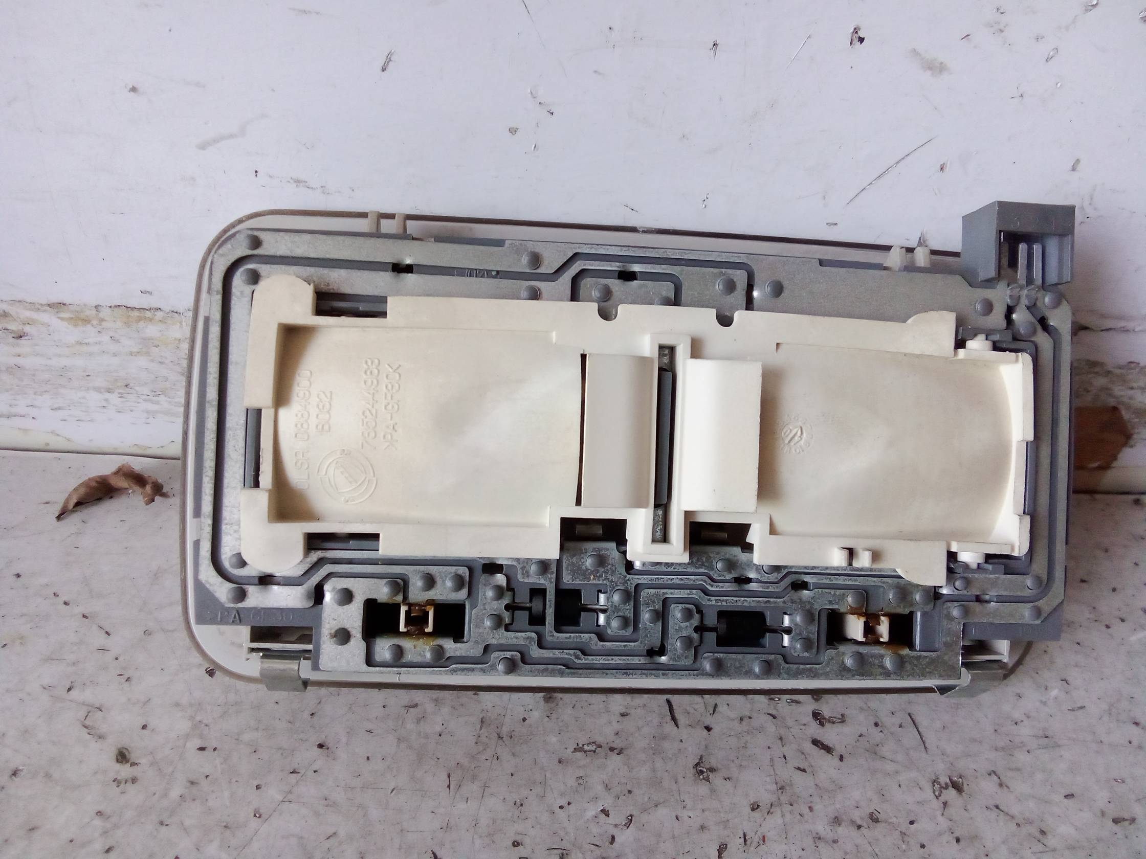 Luce cortesia ant. tetto