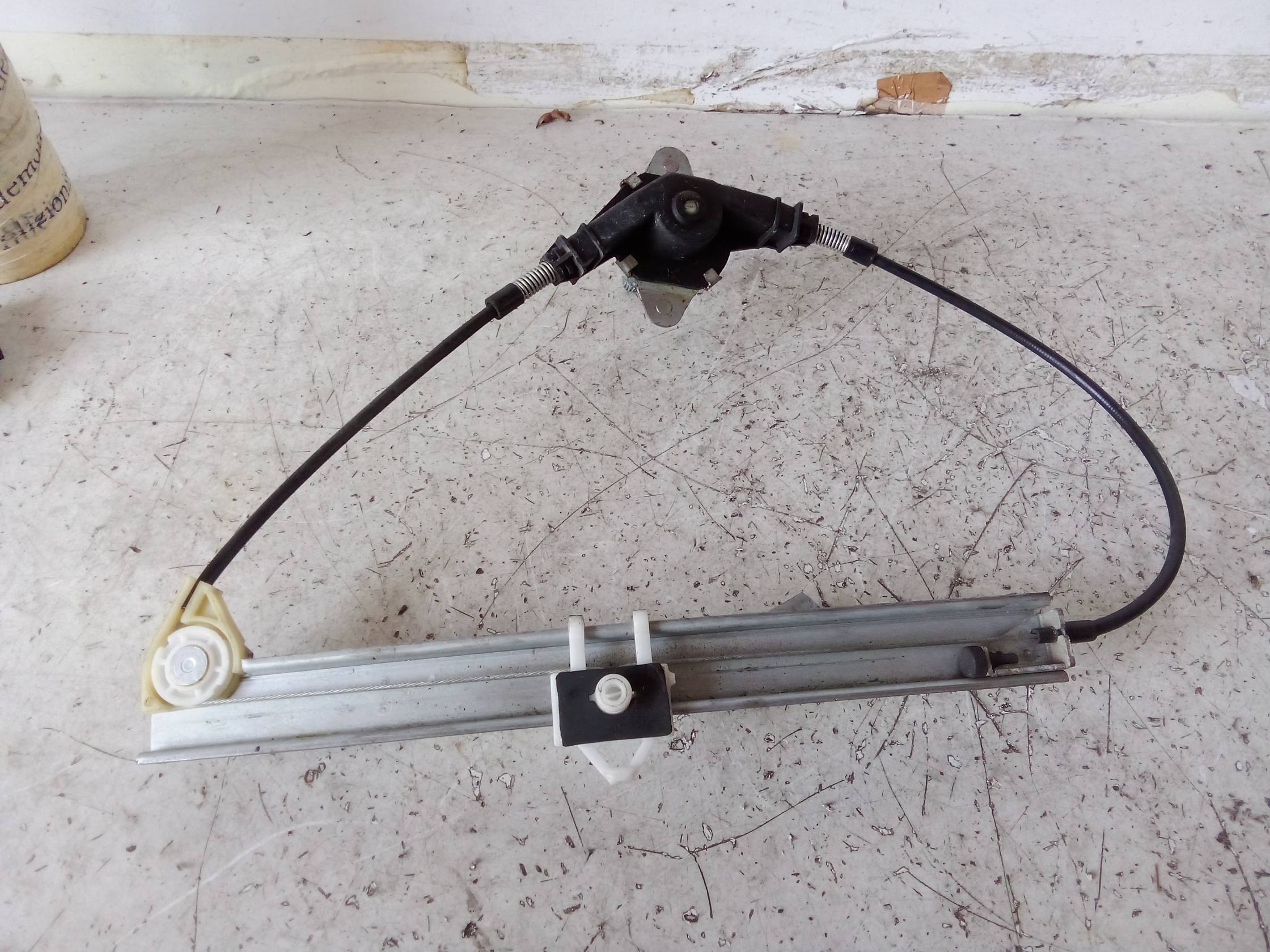 Alzacristallo porta post. dx.