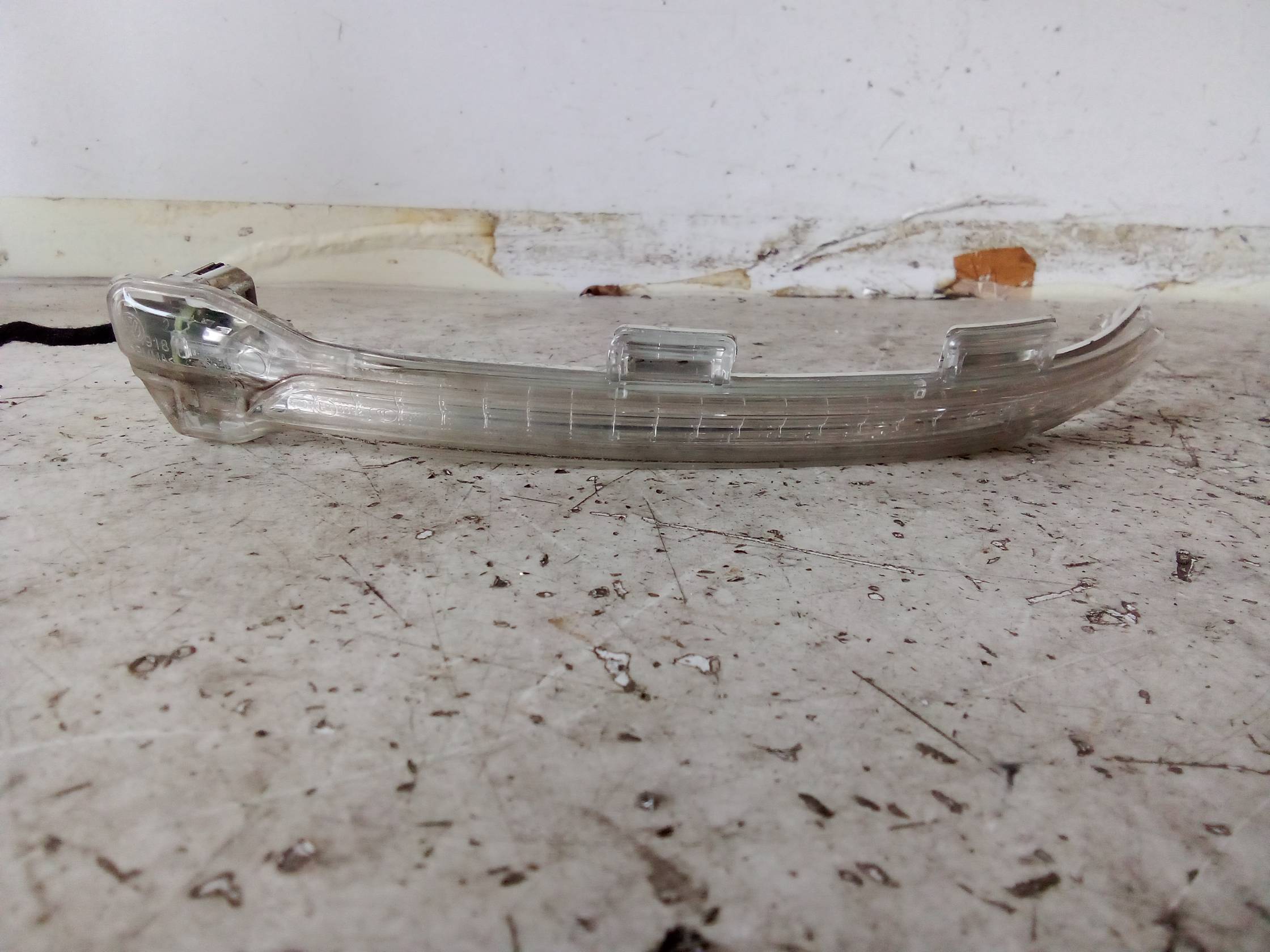 Fanalino direzione ant. sx.