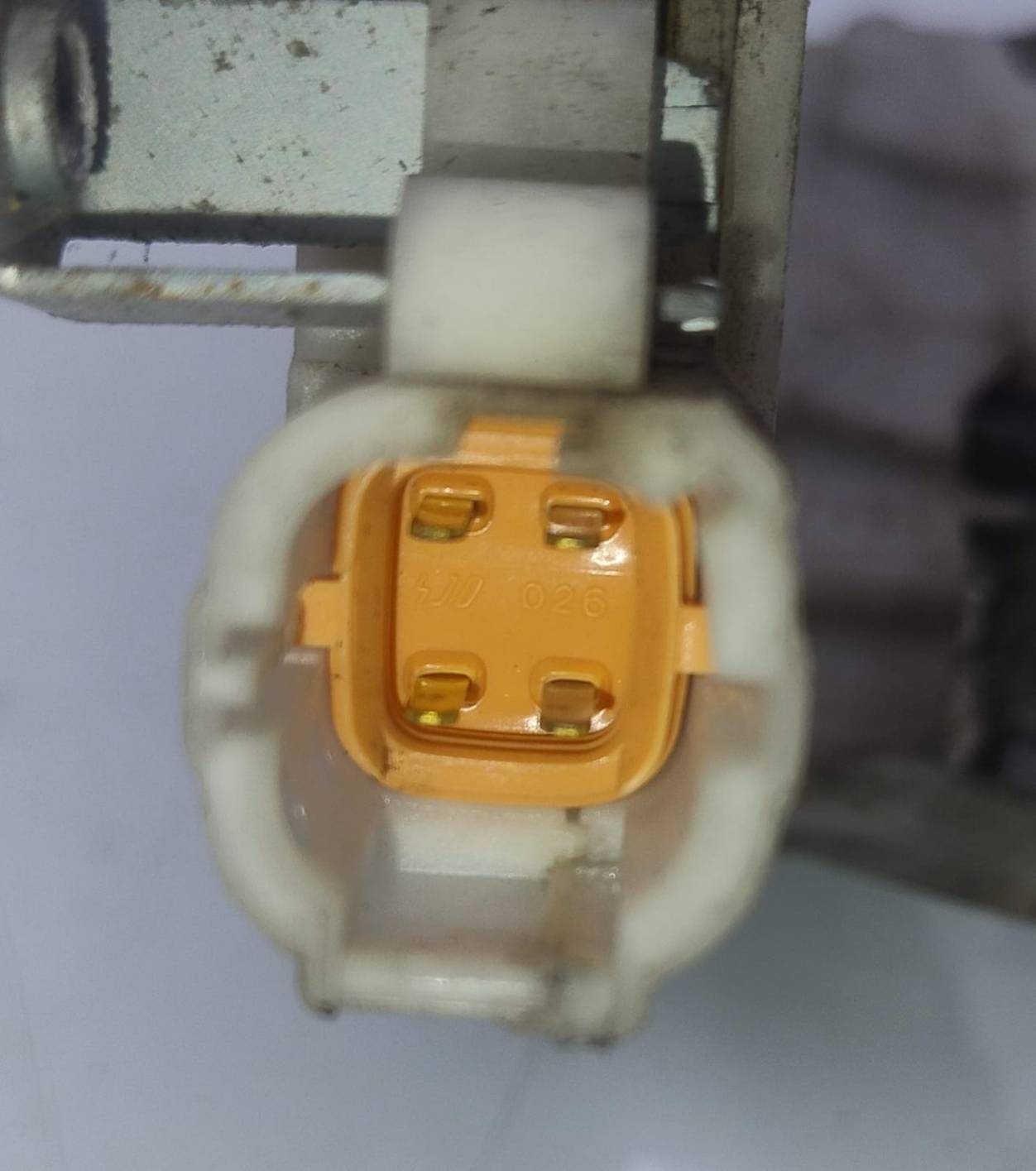 Serratura porta ant. sx.