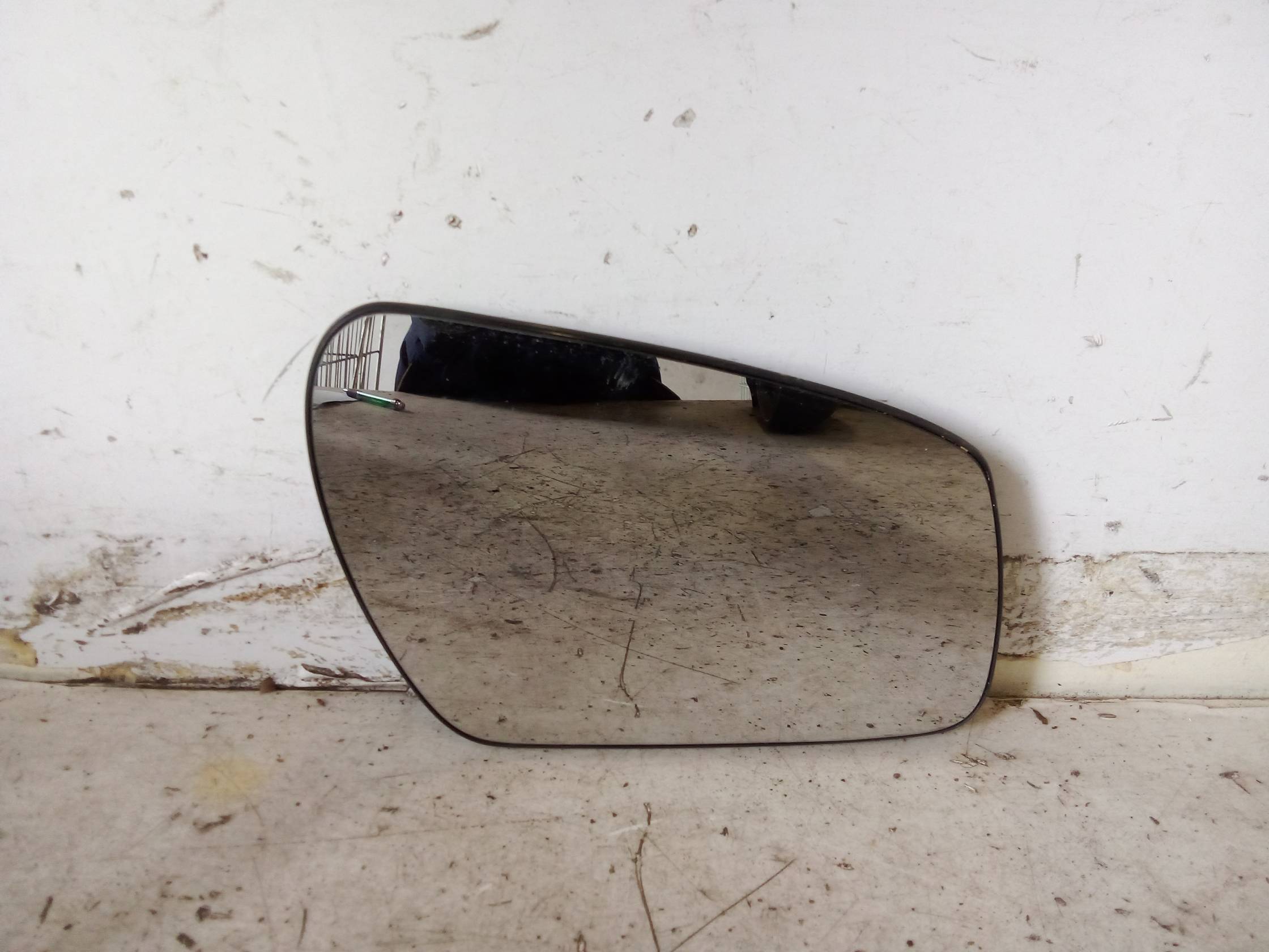 Cristallo retrovisore est. dx.