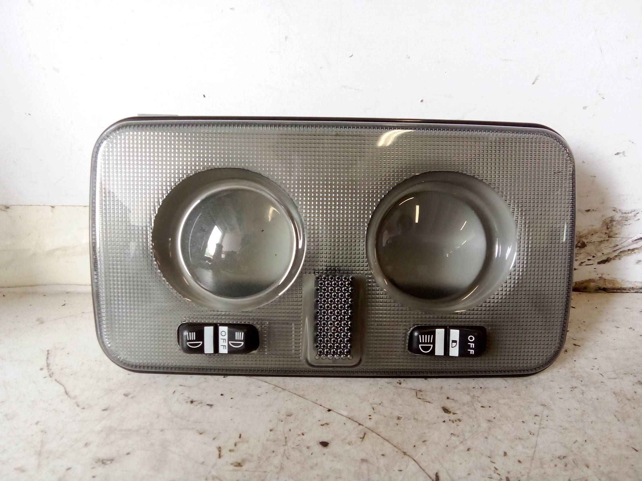 Luce cortesia ant. tetto