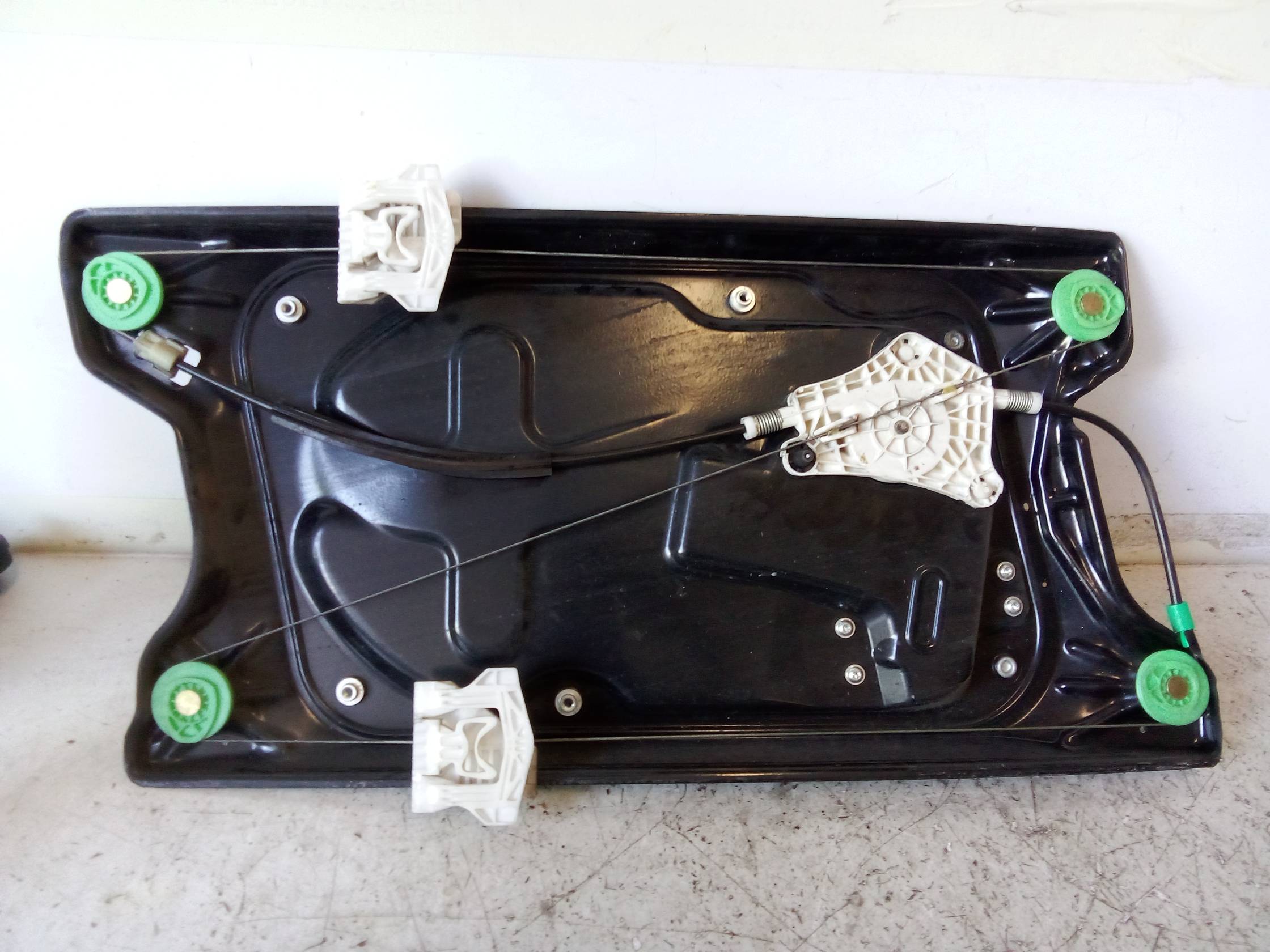 Alzacristallo elettr. porta ant. sx.