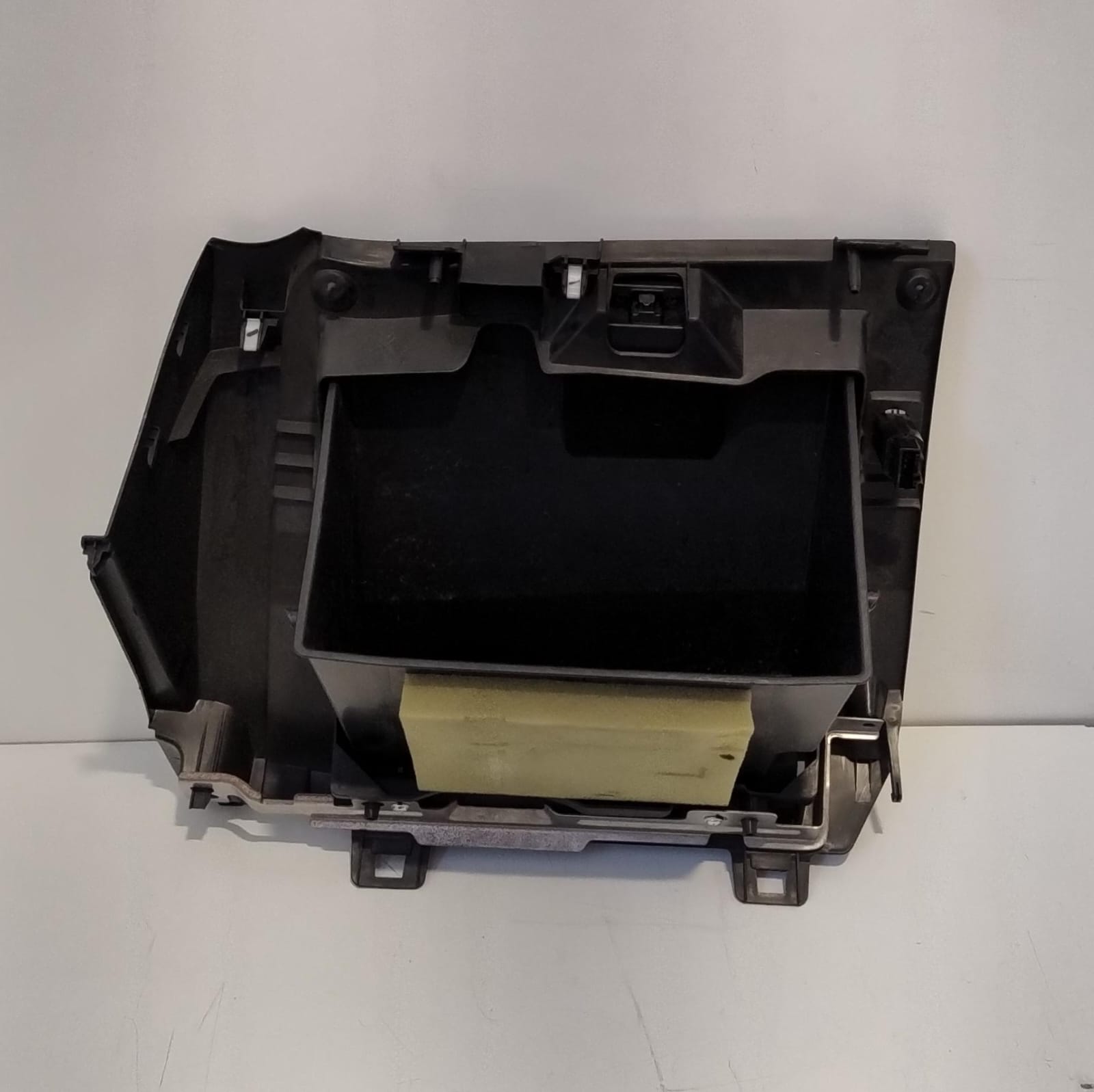 Cassetto vano portaoggetti