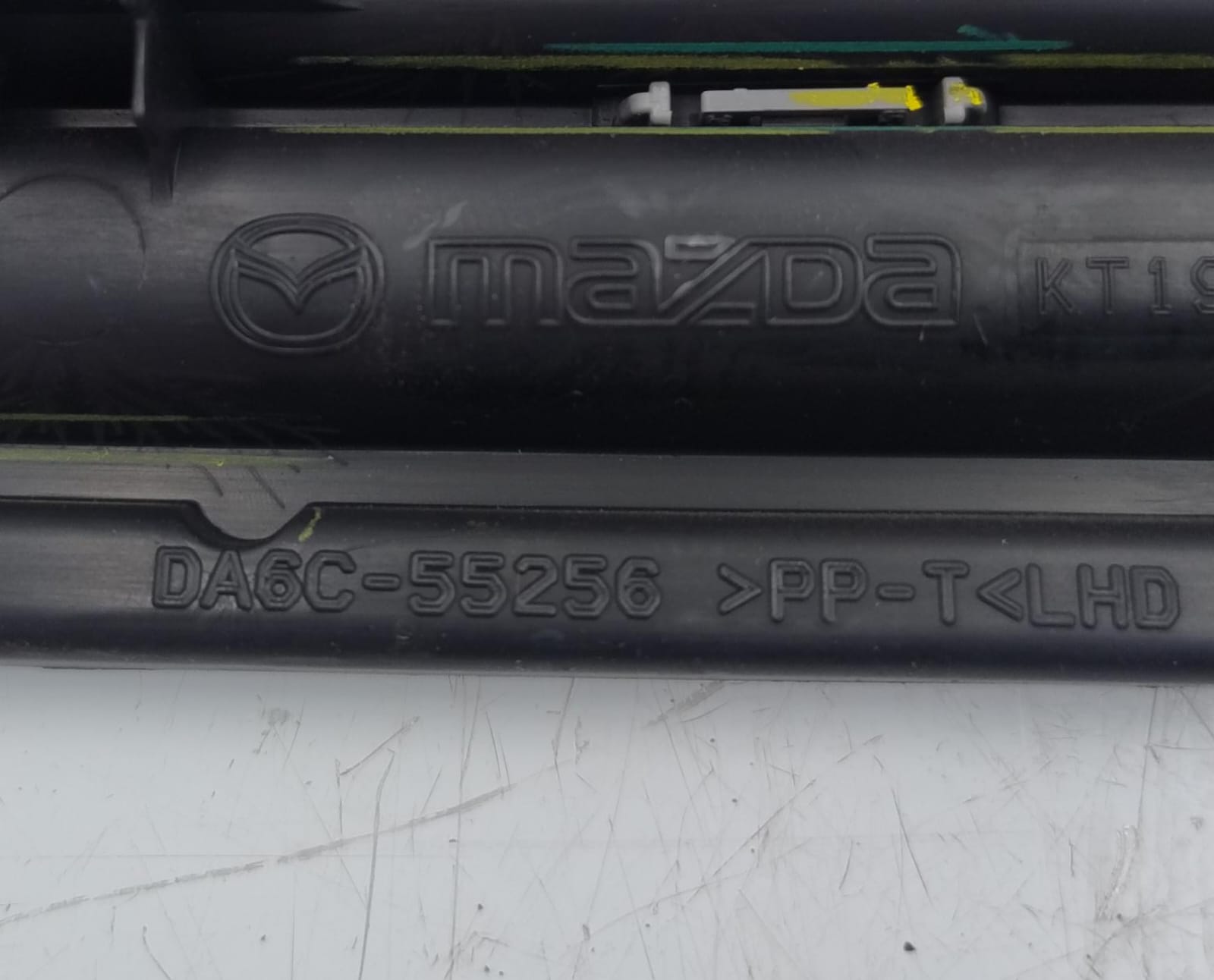 Modanatura anteriore