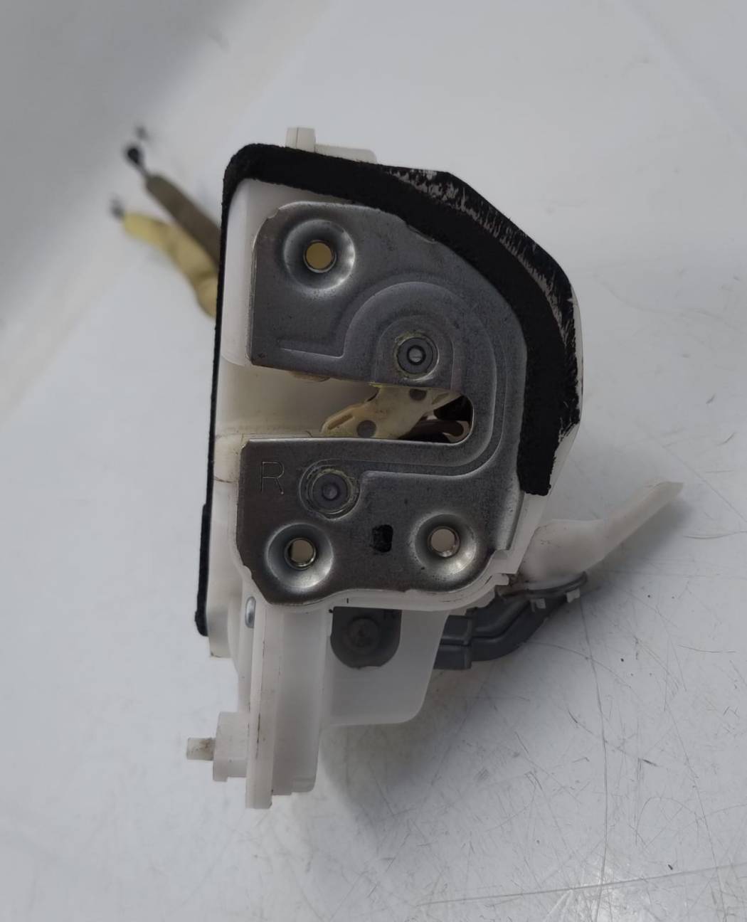 Serratura porta post. dx.