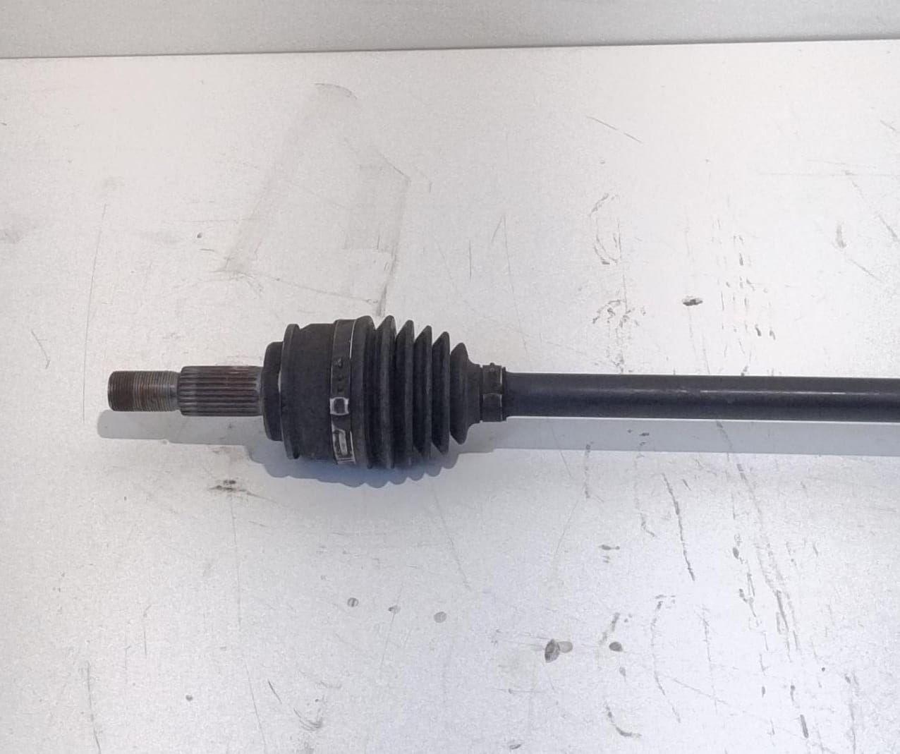 Semiasse ant. dx. Semiasse ant. dx.