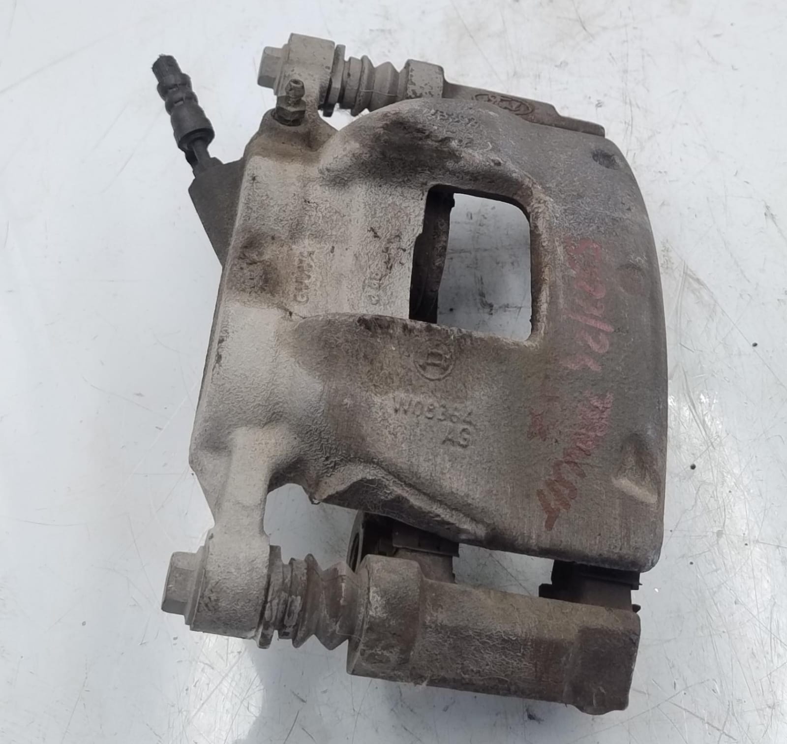 pinza freno anteriore sx.