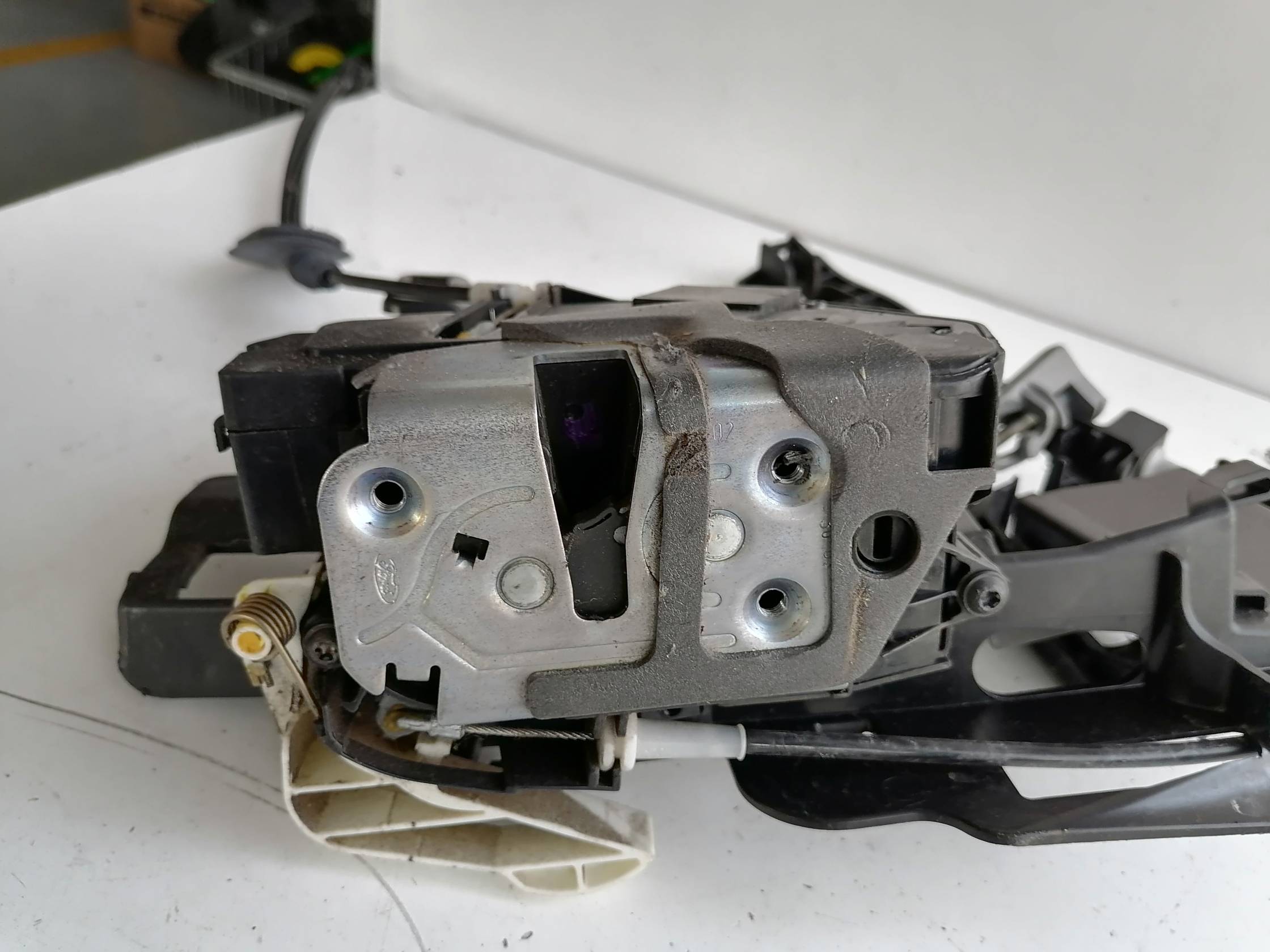 Serratura porta ant. dx.